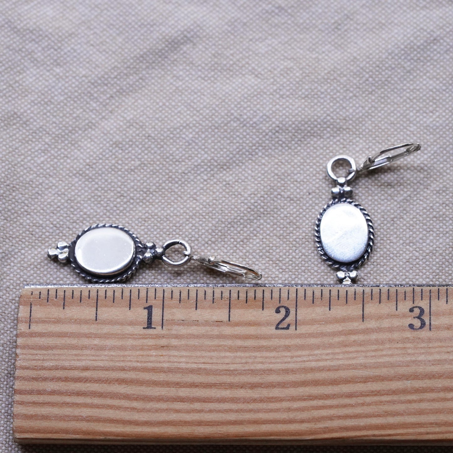 Vintage Sterling 925 silver handmade Oval Drop Dangle Earrings w/ cable around