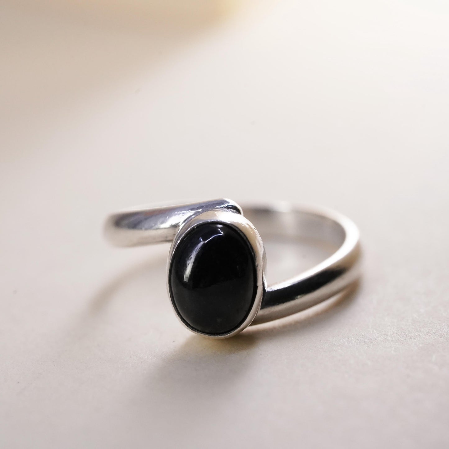 Size 5, vintage Sterling 925 silver handmade yin yang ring with onyx