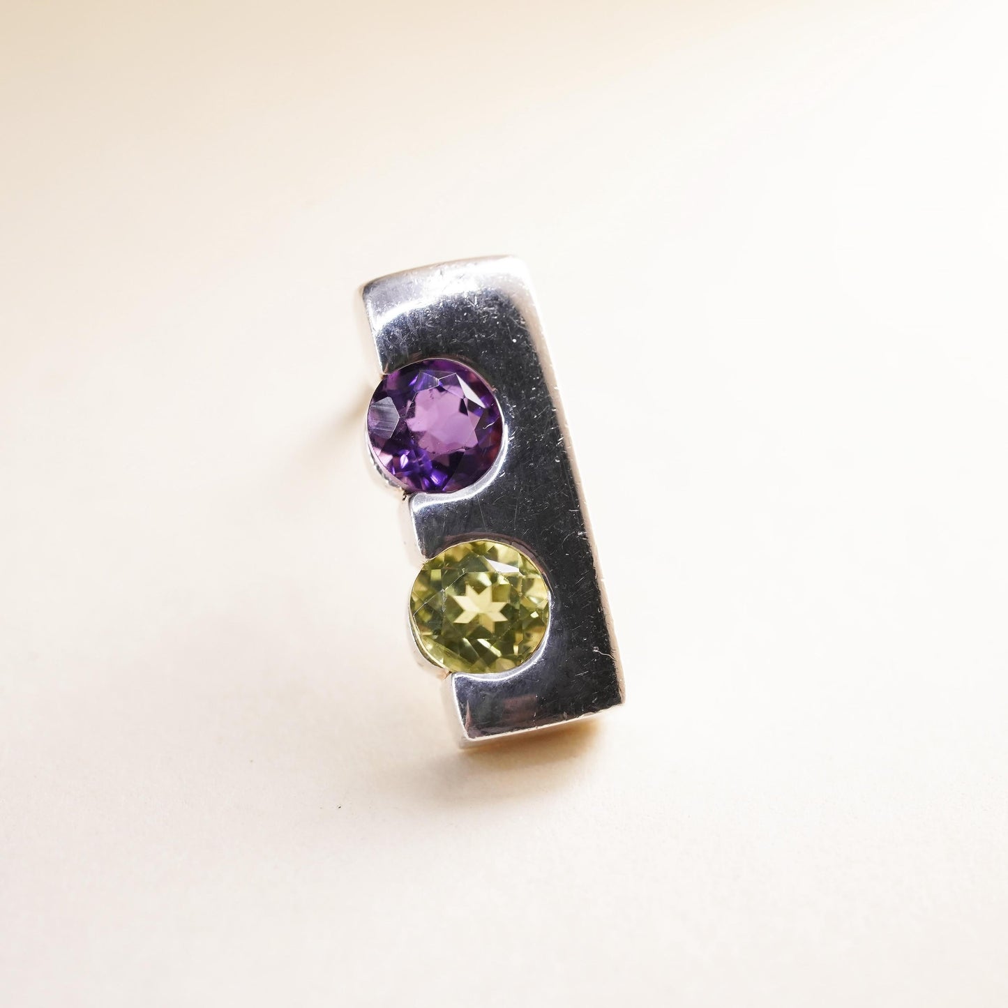 Vintage Sterling 925 silver handmade stud with peridot amethyst, single earring