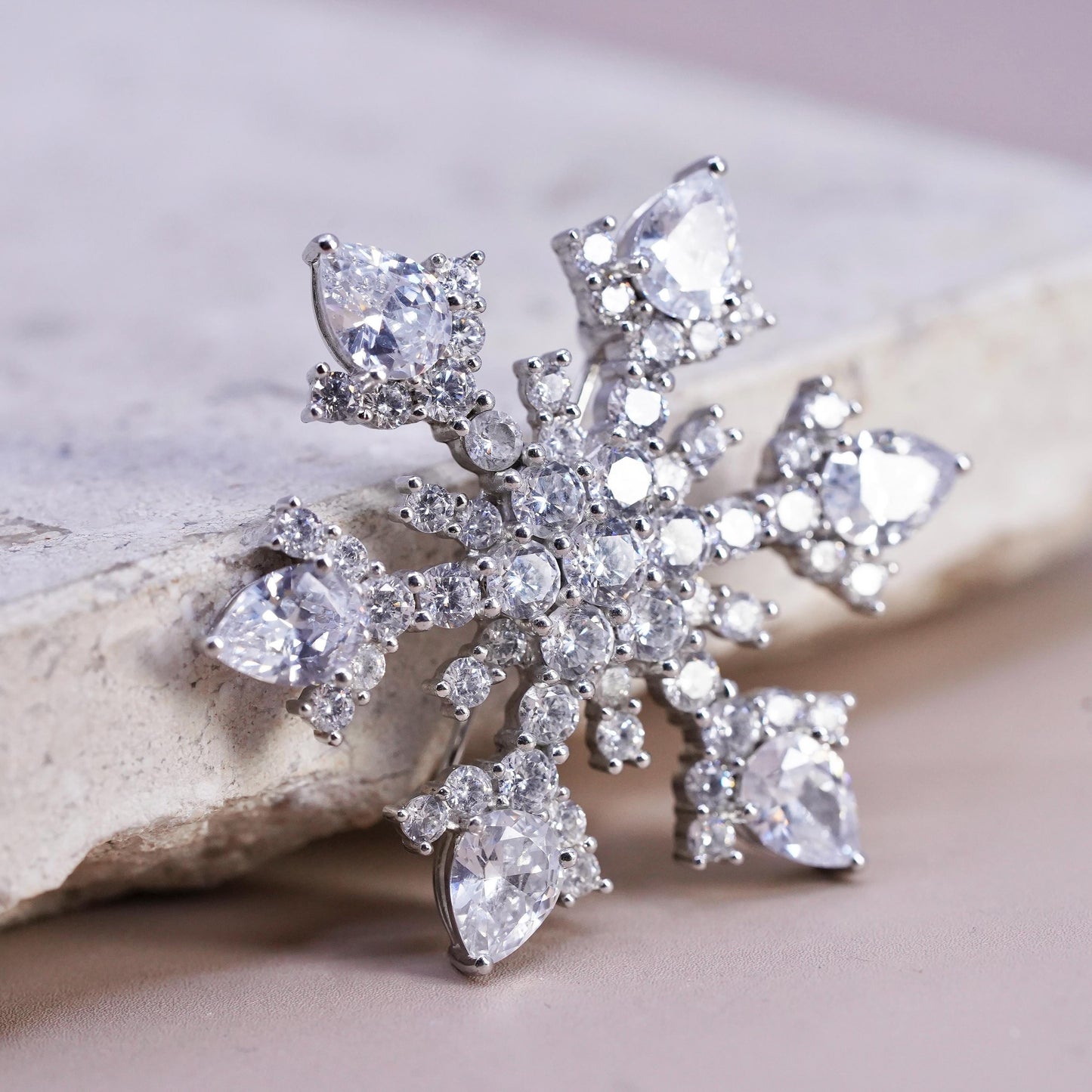 Vintage sterling silver handmade brooch, 925 filigree flower snowflake pin