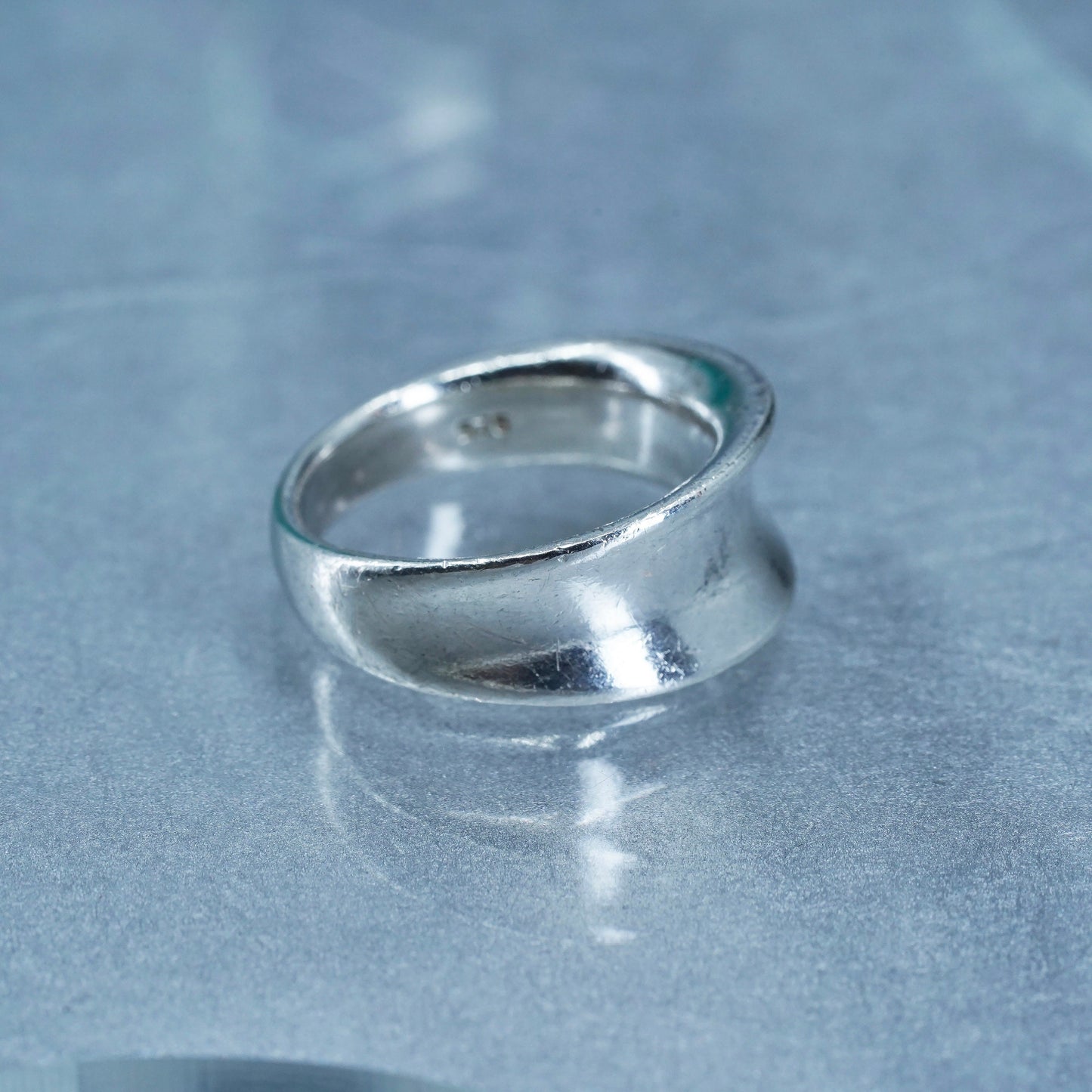 Size 8.5, vintage Sterling 925 silver handmade ring, modern ribbed band