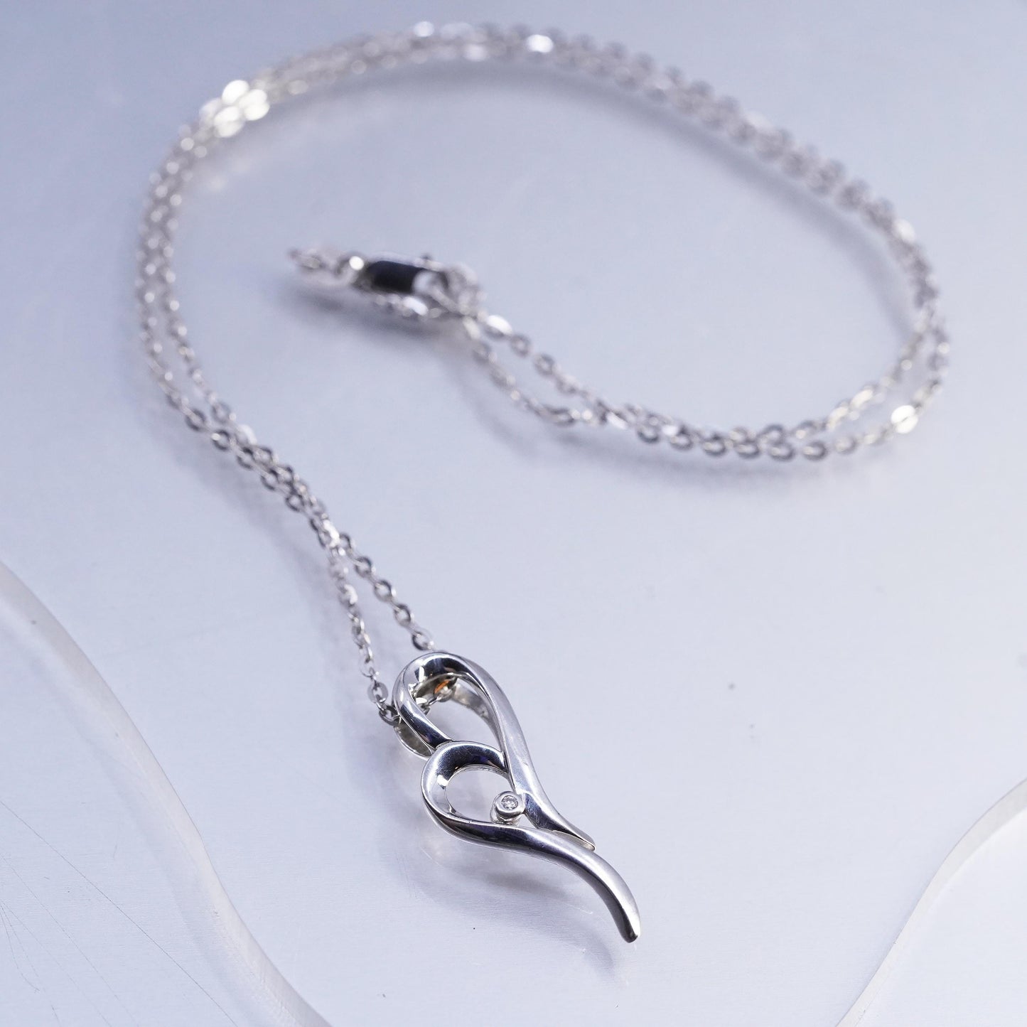 18", vintage Sterling 925 silver flatten circle necklace diamond heart pendants