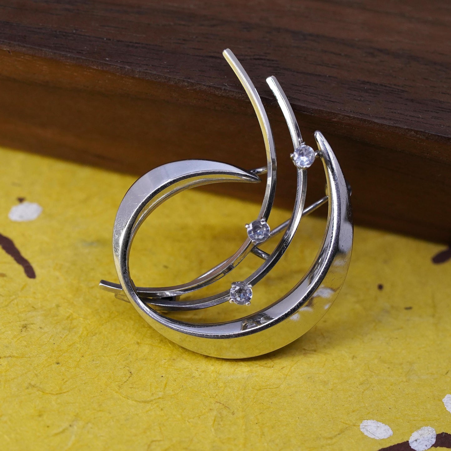 Vintage 1920s Art Deco handmade 835 silver flower brooch with rhinestones