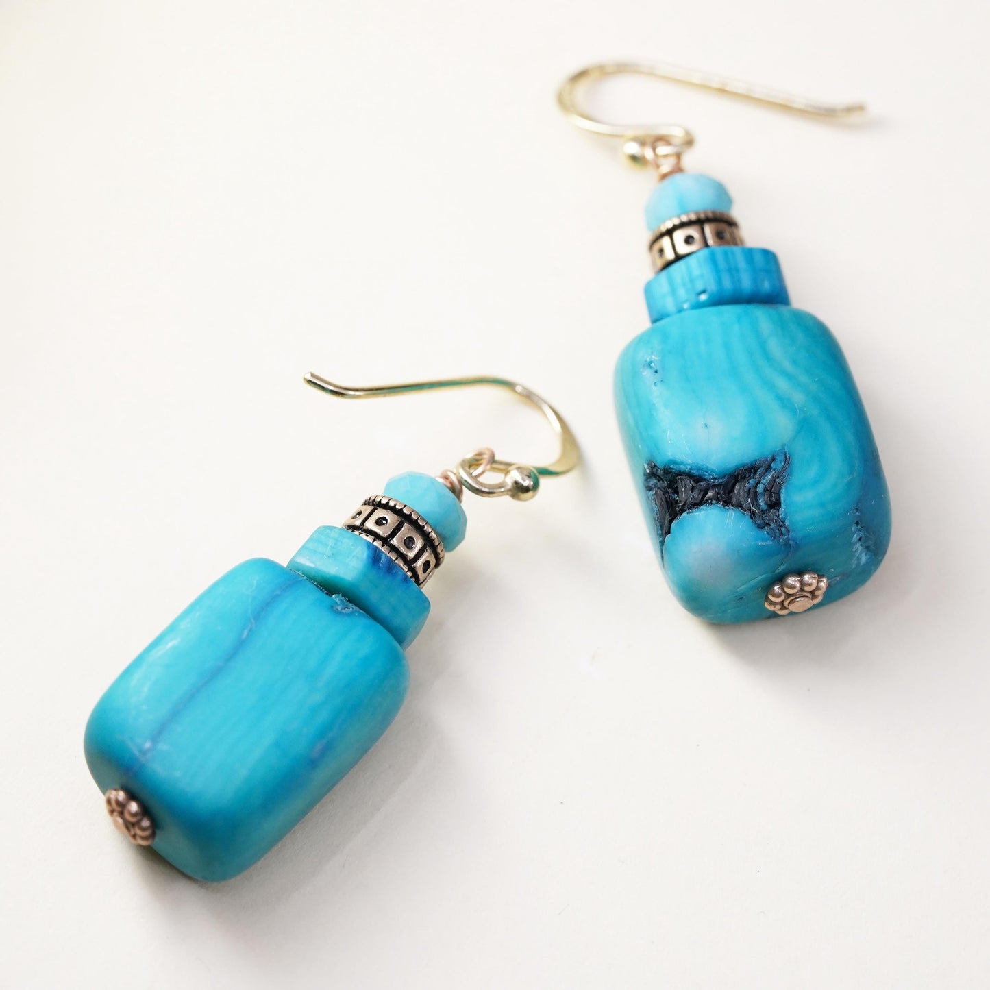 Vintage sterling 925 silver handmade earrings with turquoise nugget