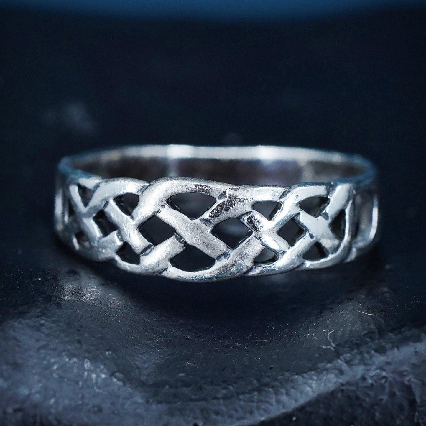 Size 5.75, vtg sterling silver handmade ring, 925 filigree braided woven band