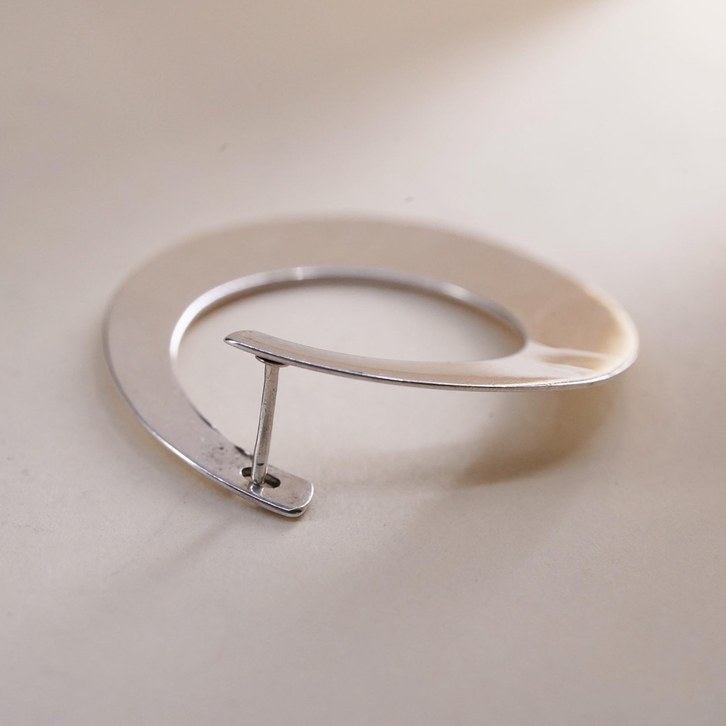 1.25”, Ed Levin Ed Levin Vintage Sterling Silver Swirl Disc single Earring hoop