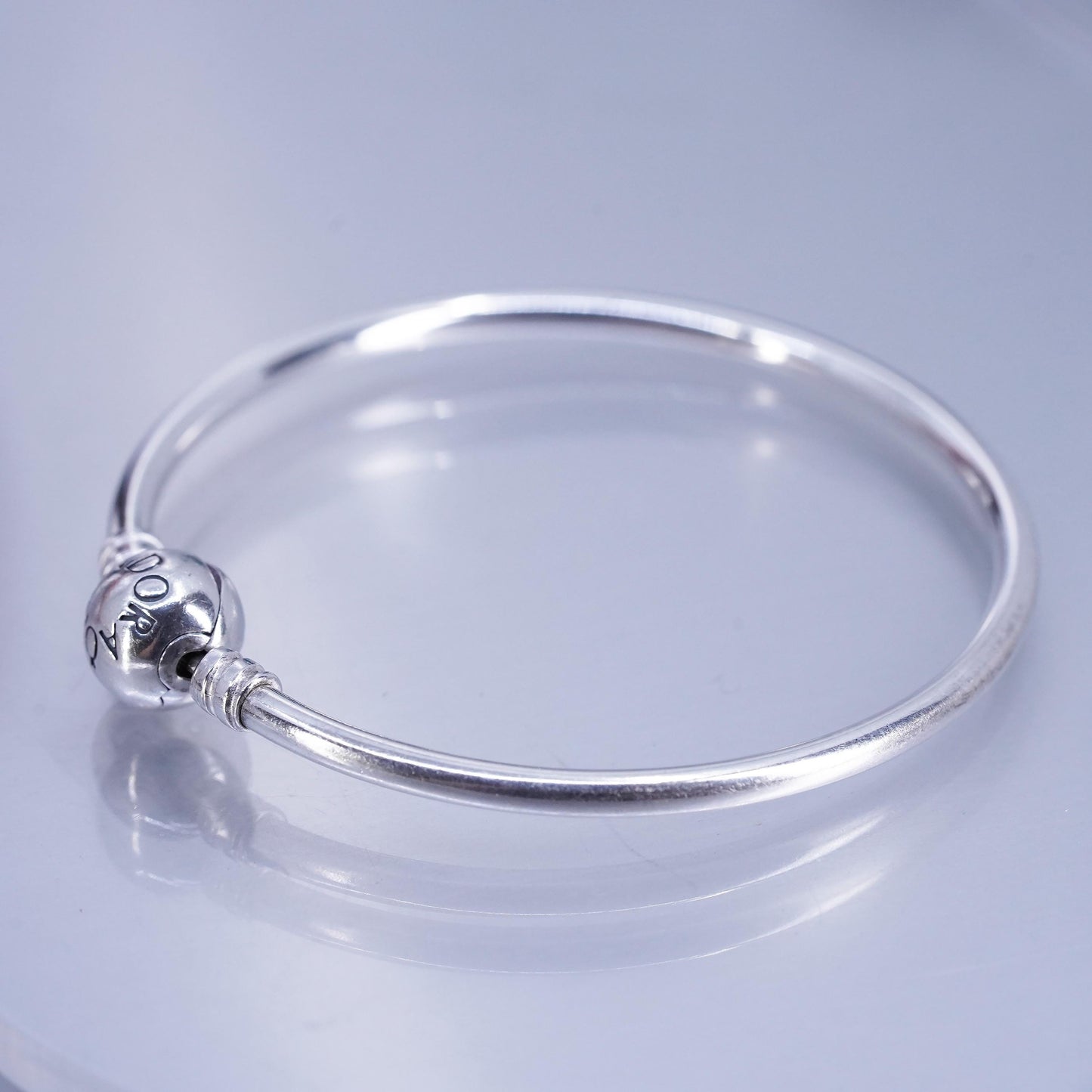 6.75”, Vintage silver tone handmade bracelet, spoon bangle with onyx