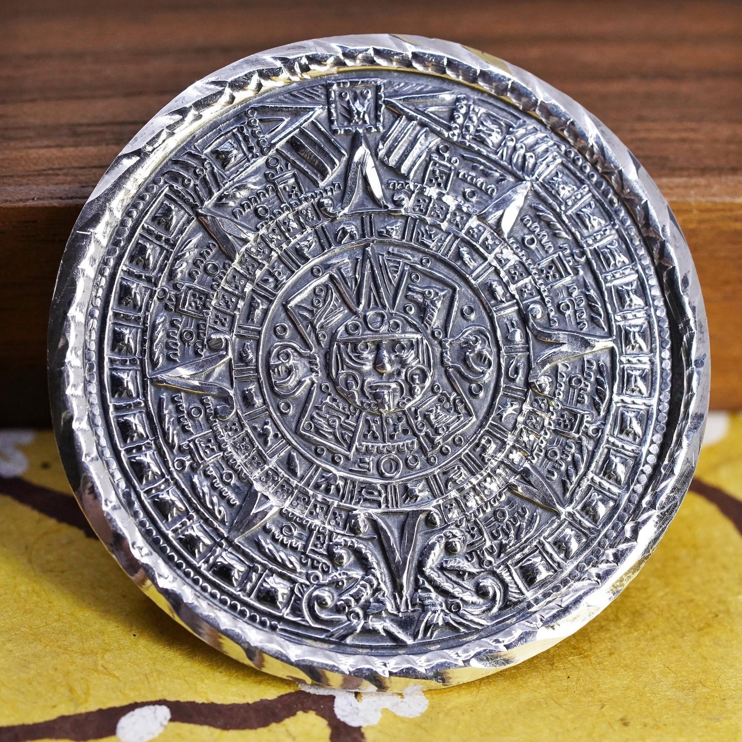 southwestern Mexican sterling 925 silver brooch, pendant Mayan Aztec Calendar