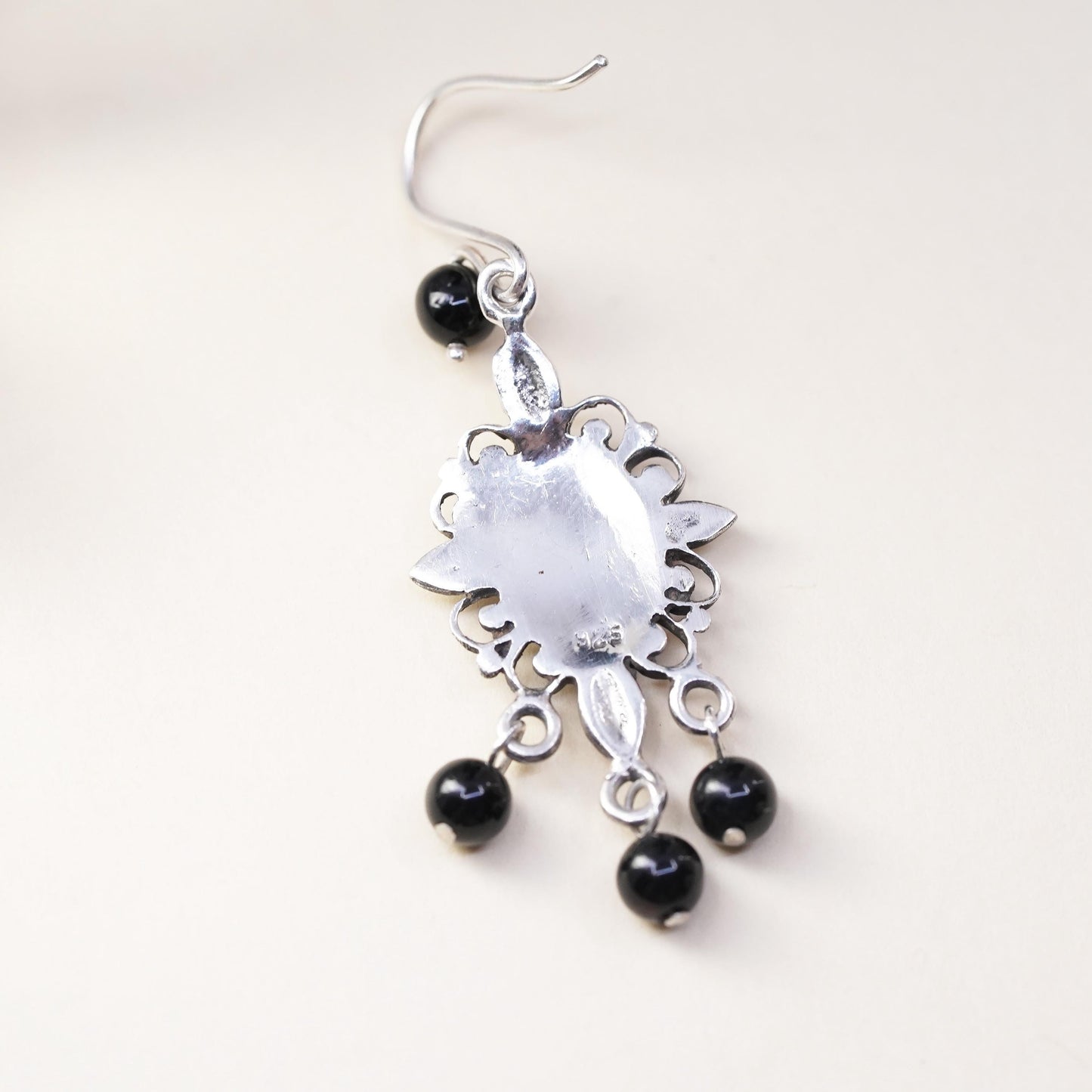 Vintage handmade single 1 earring. Sterling 925 silver dangle with onyx beads