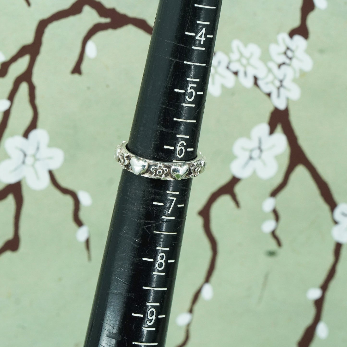 Size 6.25, vintage Sterling 925 silver handmade heart flower ring band