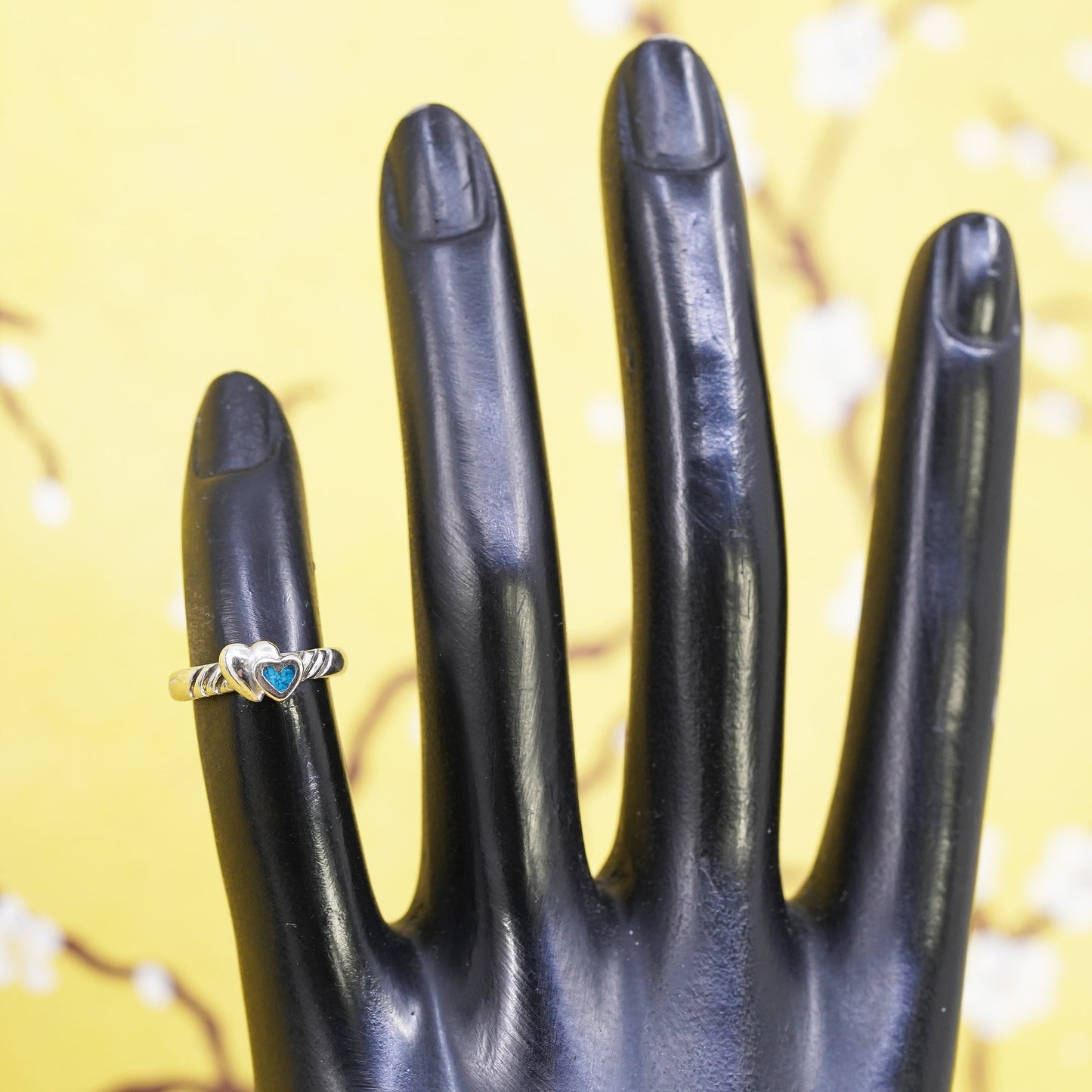 Size 3, vintage Sterling silver handmade ring, mexico 925 heart band turquoise