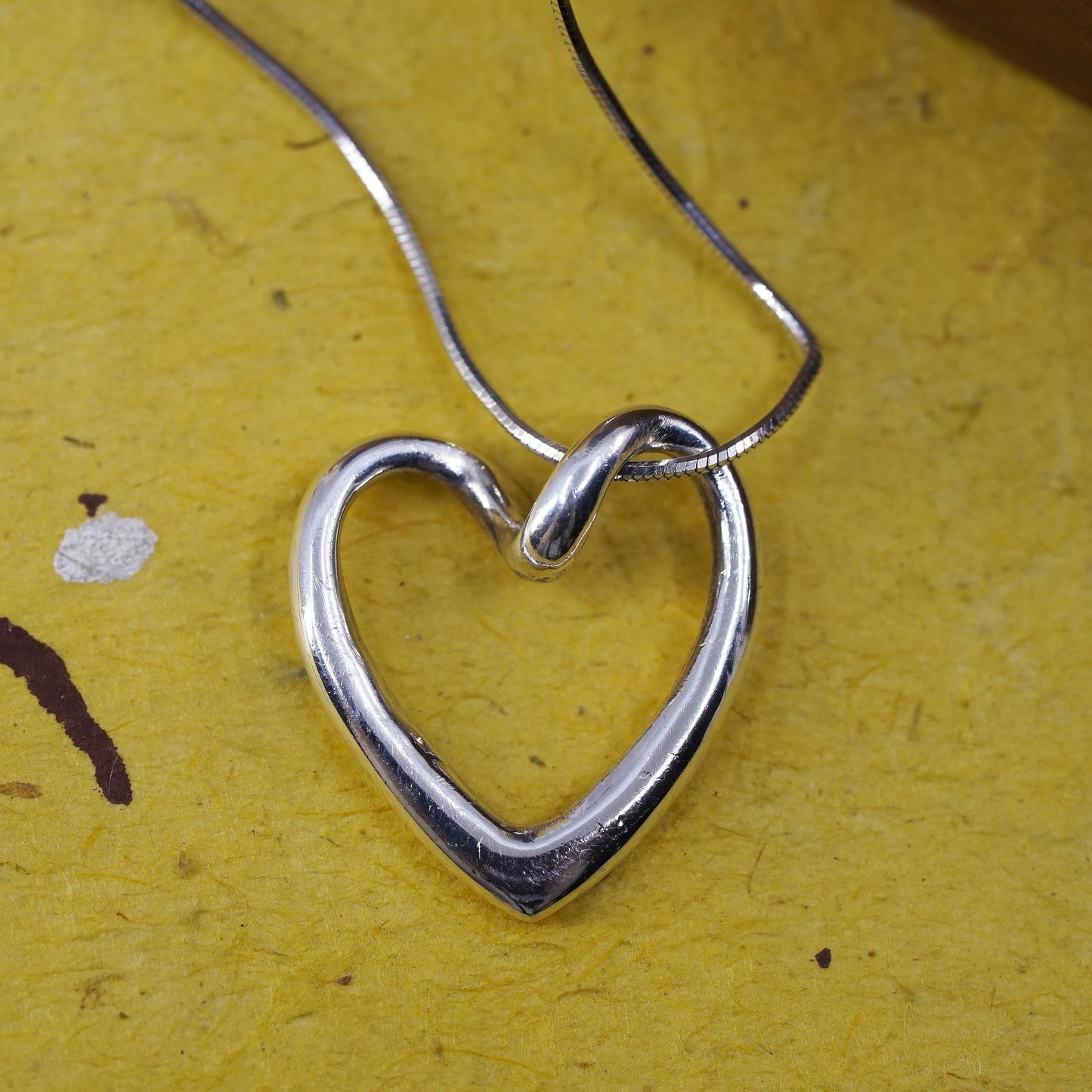 18", 1mm, vintage Sterling silver necklace, 925 snake chain with heart pendant