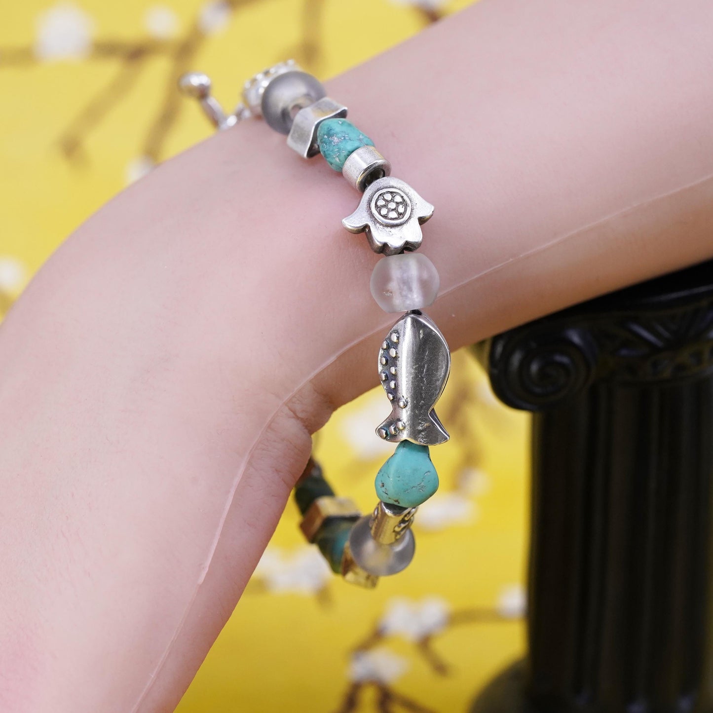 7.25” DANON Native American silver tone bracelet, turquoise beads bracelet
