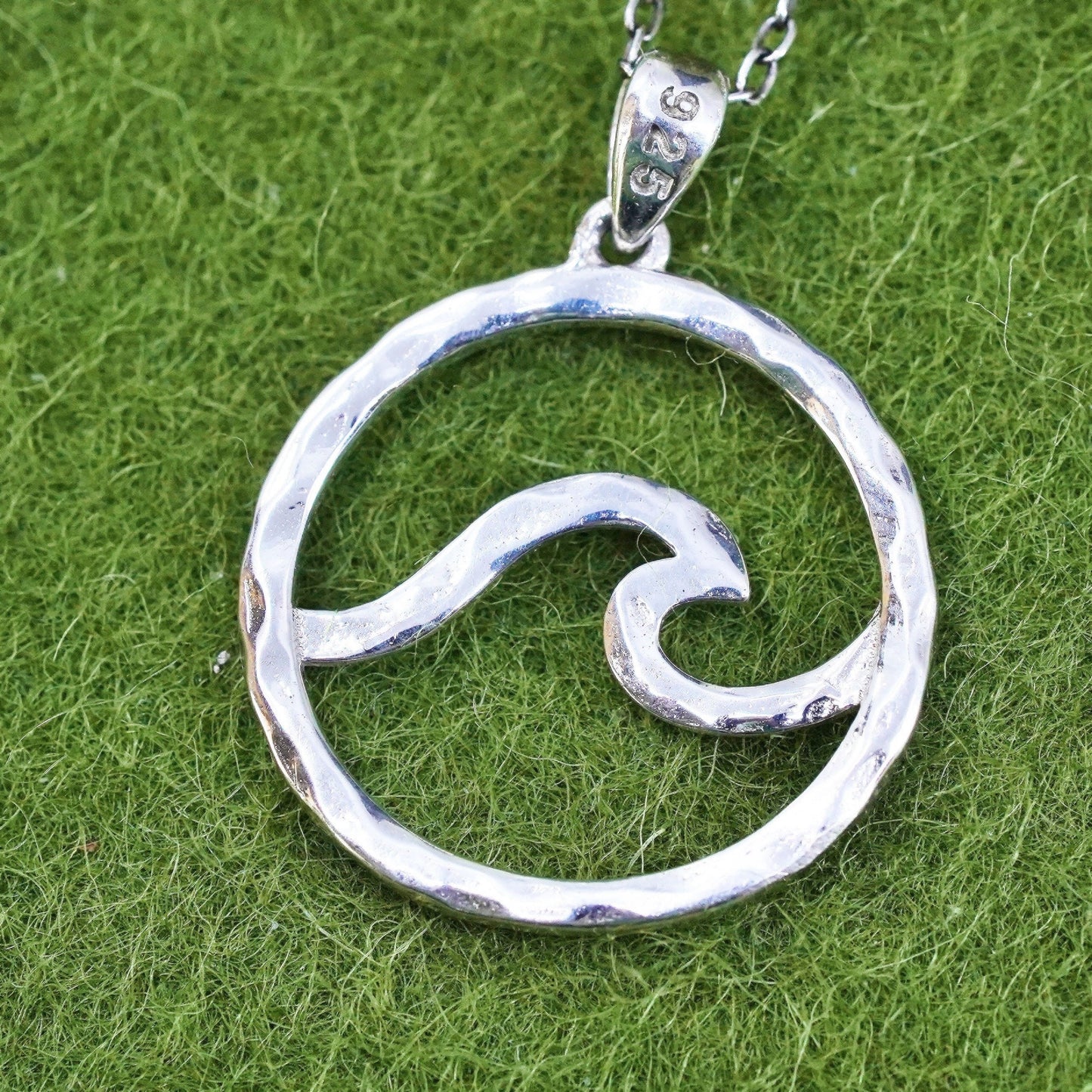 18”, vintage Sterling silver necklace, 925 circle chain circle wave pendant