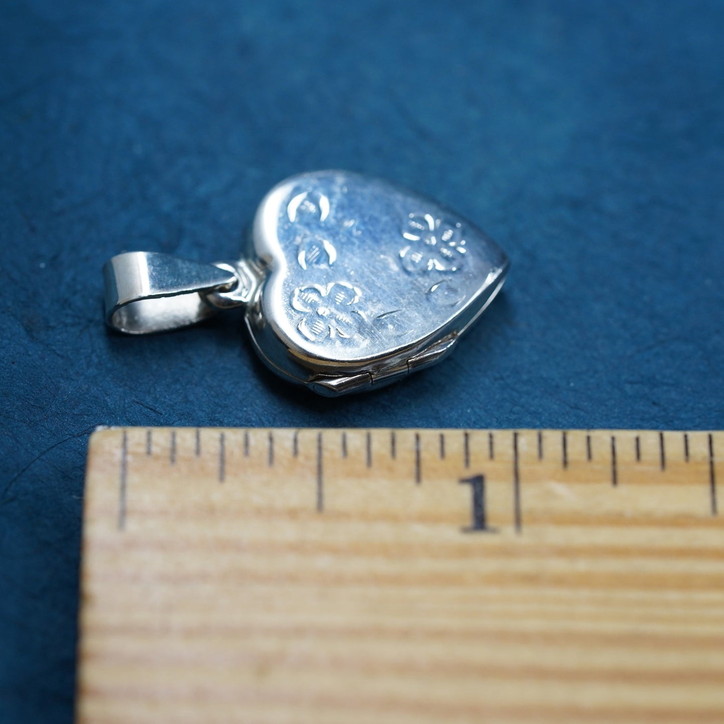 Vintage Sterling silver handmade pendant, 925 heart photo locket