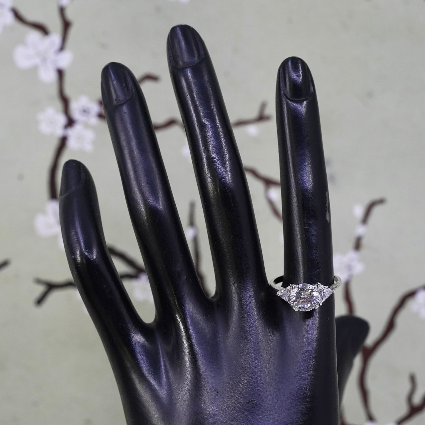 Size 5, Sterling silver ring, 925 silver with round cut CZ cluster details