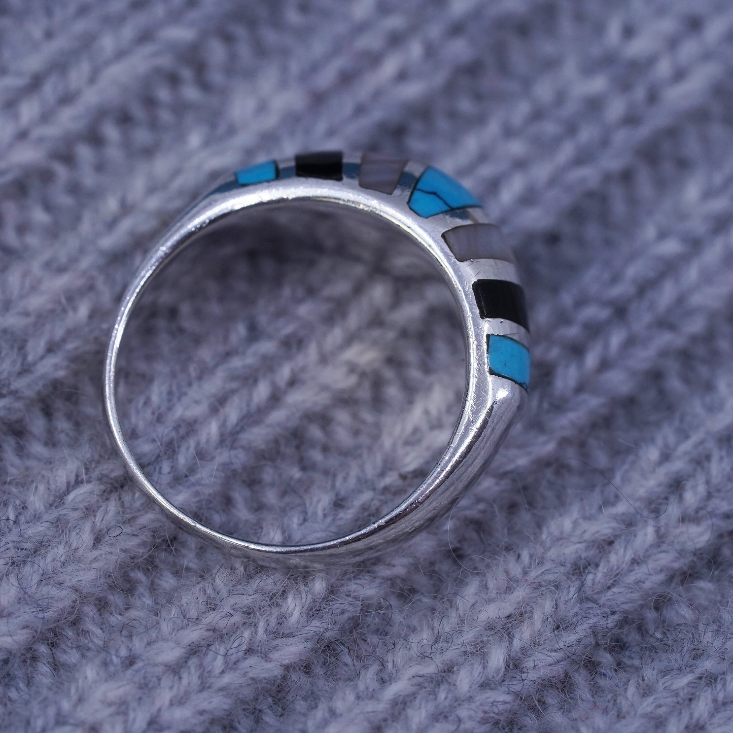 Size 6.5, Sterling 925 silver ring, Native American, southwestern turquoise