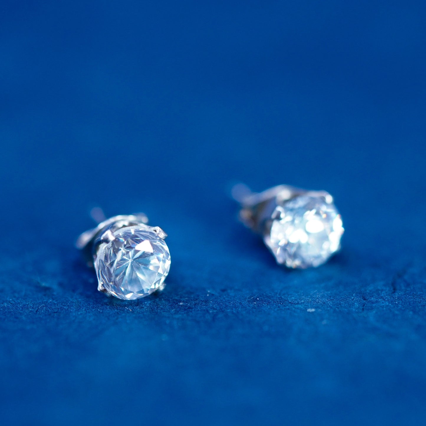 6mm, Vintage sterling silver handmade earrings, 925 studs with CZ inlay