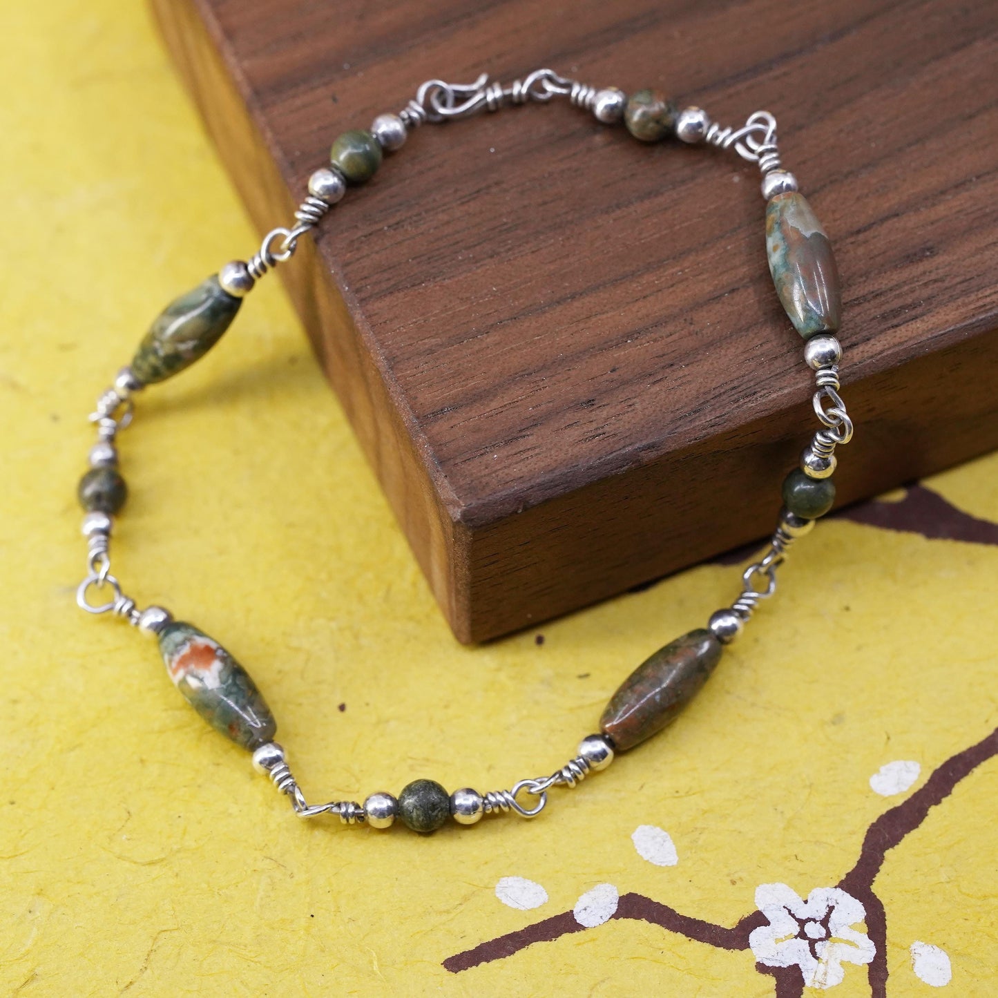 7.75”, Vintage Sterling 925 silver handmade bracelet, chain with agate beads