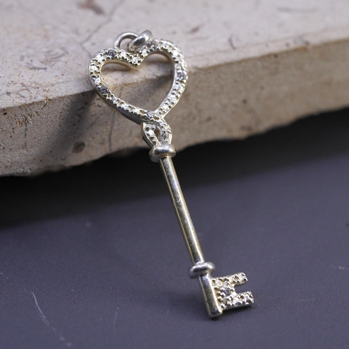Vinatge Sterling silver handmade pendant, 925 headt key charm with cluster CZ