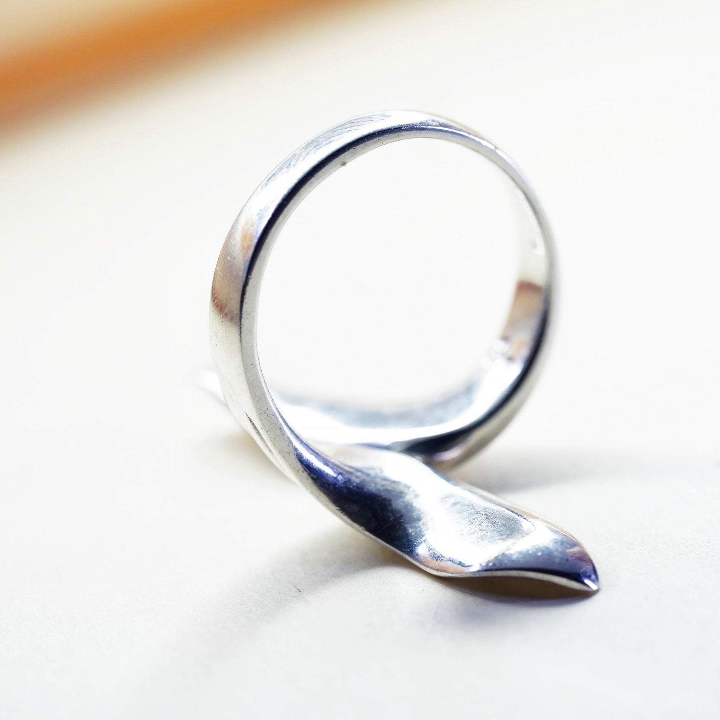 Size adjustable, vintage sterling silver statement ring, 925 leaf wrap band