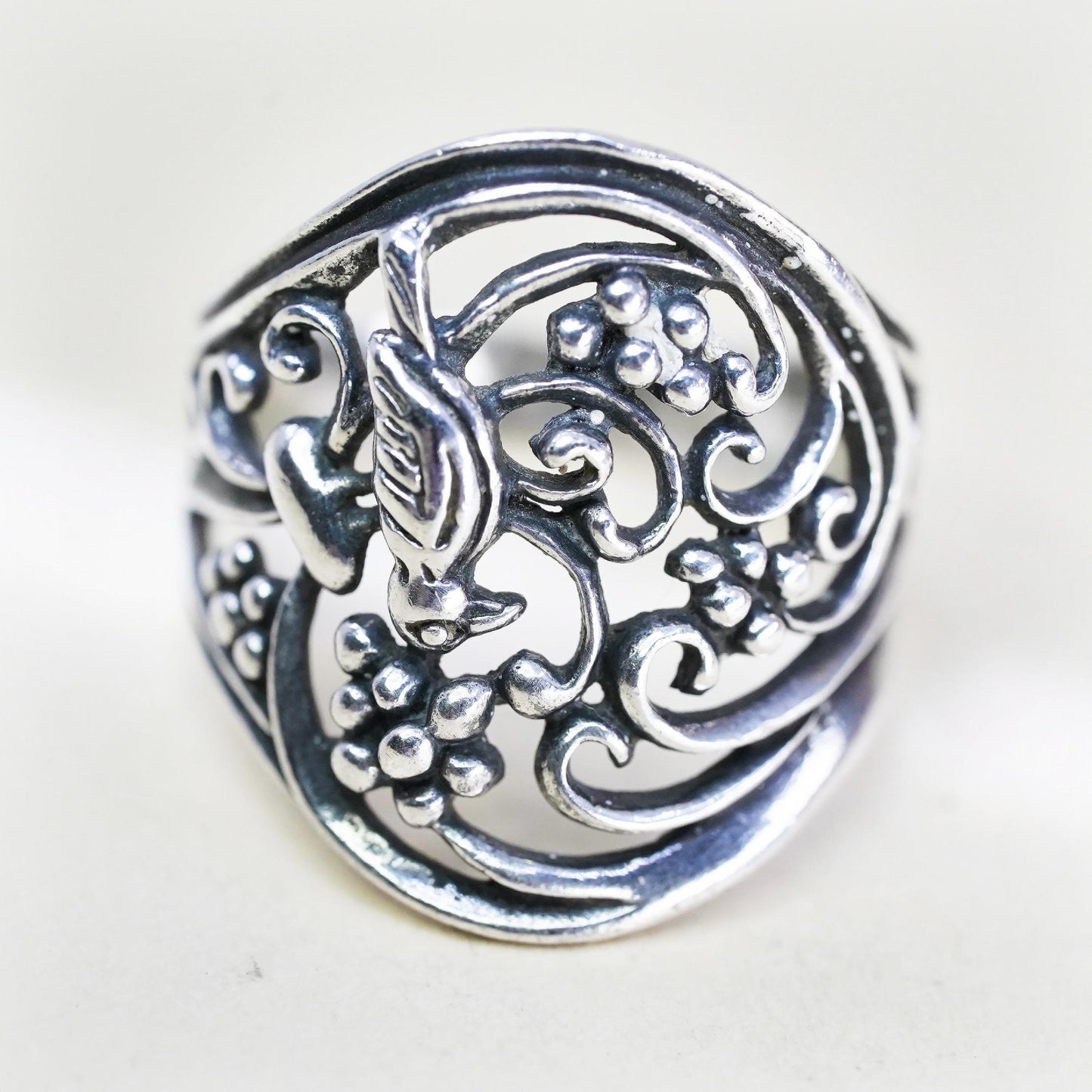 Size 7, VTG sterling silver handmade ring, 925 whirl filigree band bird flower