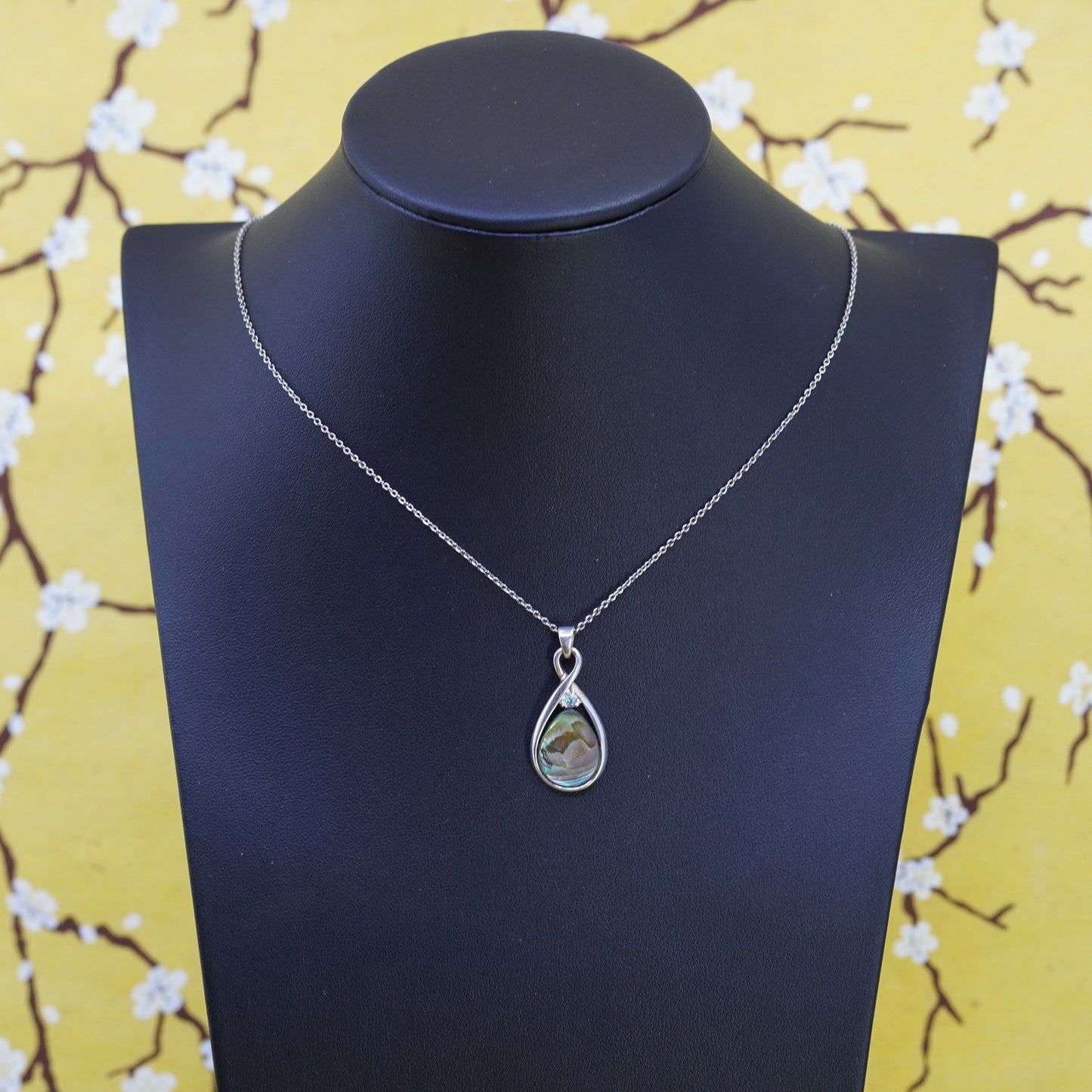 18”, sterling silver necklace, 925 circle chain teardrop abalone pendant