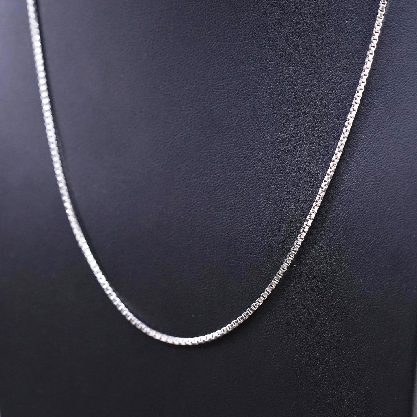 20" 2mm, vintage Sterling silver necklace, 925 box chain