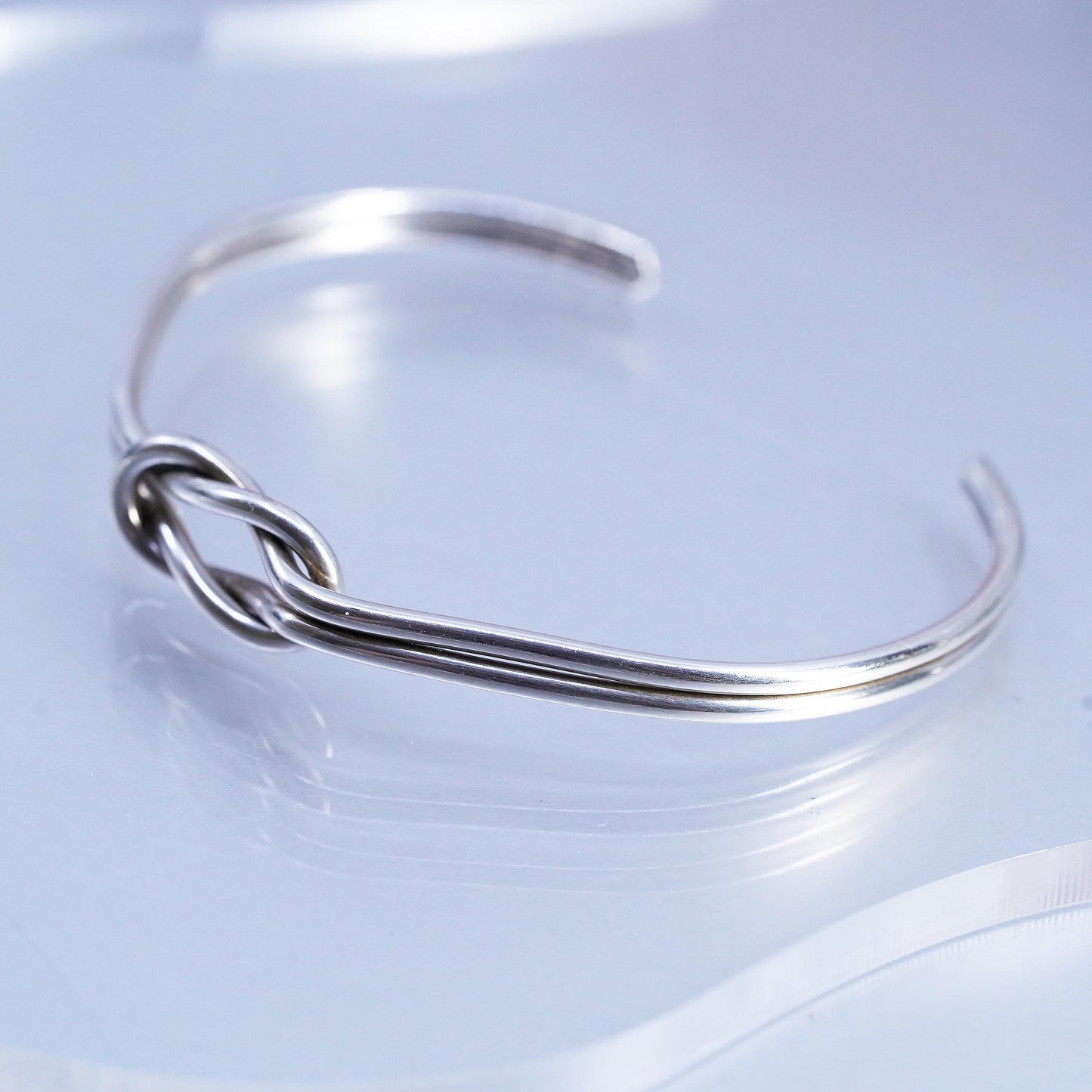 6.75", VTG Native American Sterling 925 silver handmade bracelet, knotted cuff