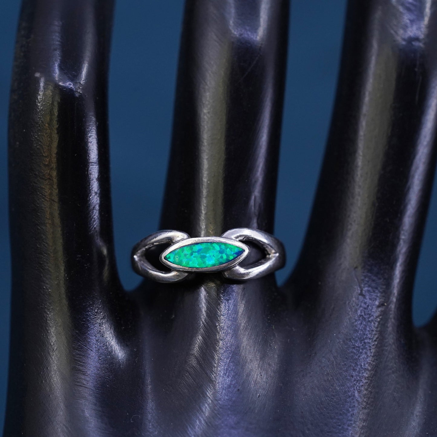 Size 7.75, VTG Sterling Silver Native American opal Ring, ring, 925 band opal