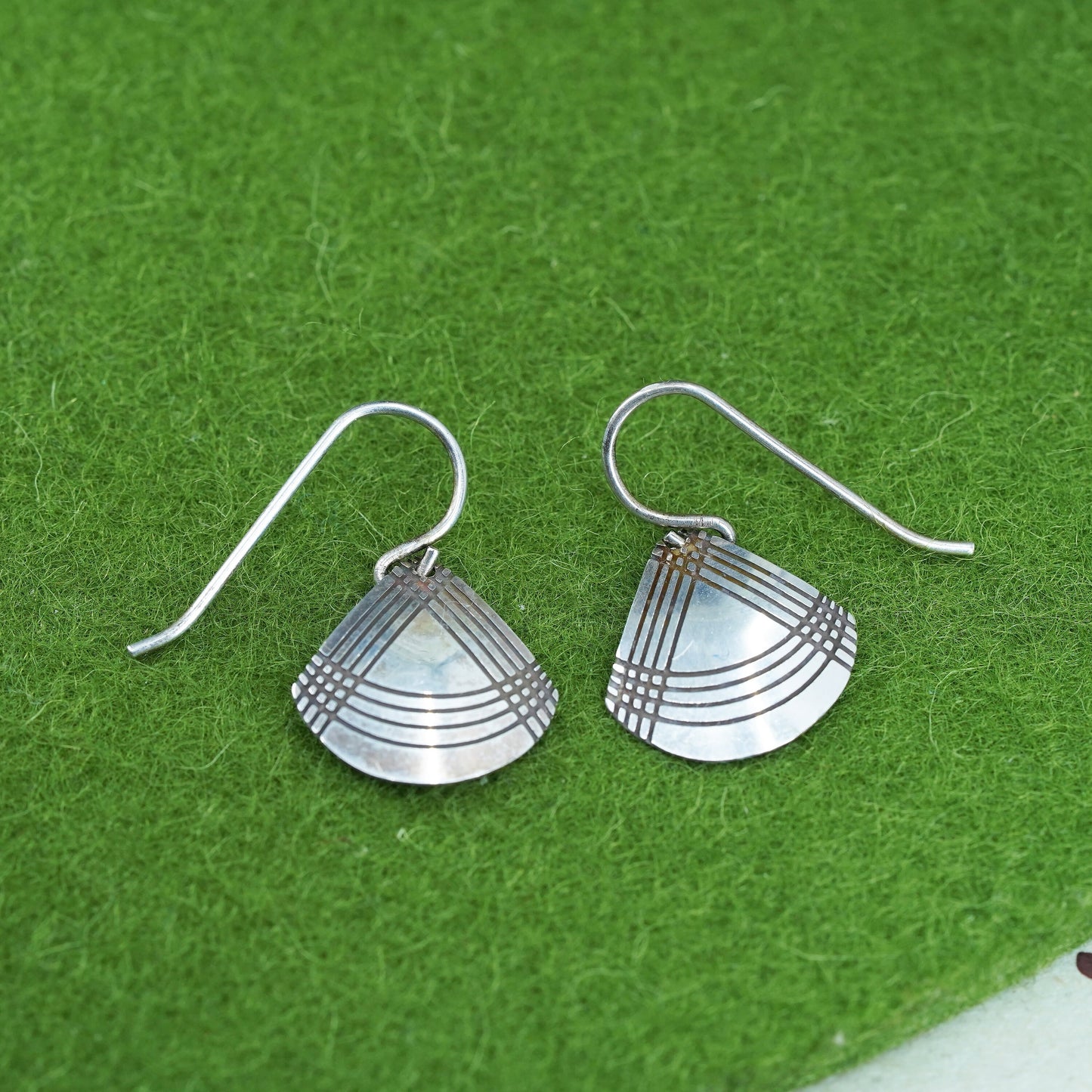 Vintage modern sterling silver handmade earrings, 925 shell dangles