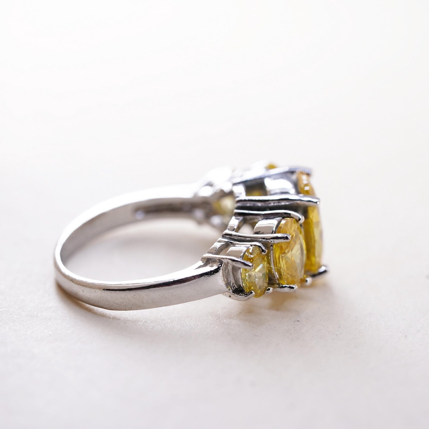 Size 6.25, vintage Sterling 925 silver handmade ring with oval citrine