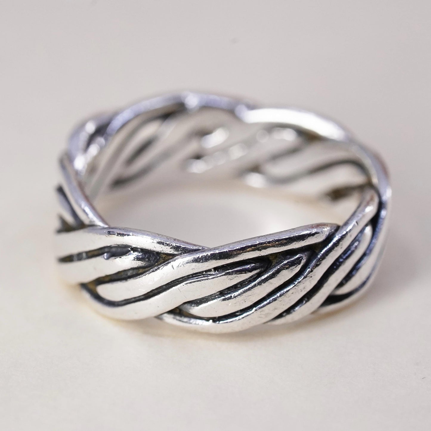 Size 7.5, vintage Sterling silver handmade ring, 925 woven braided cable band