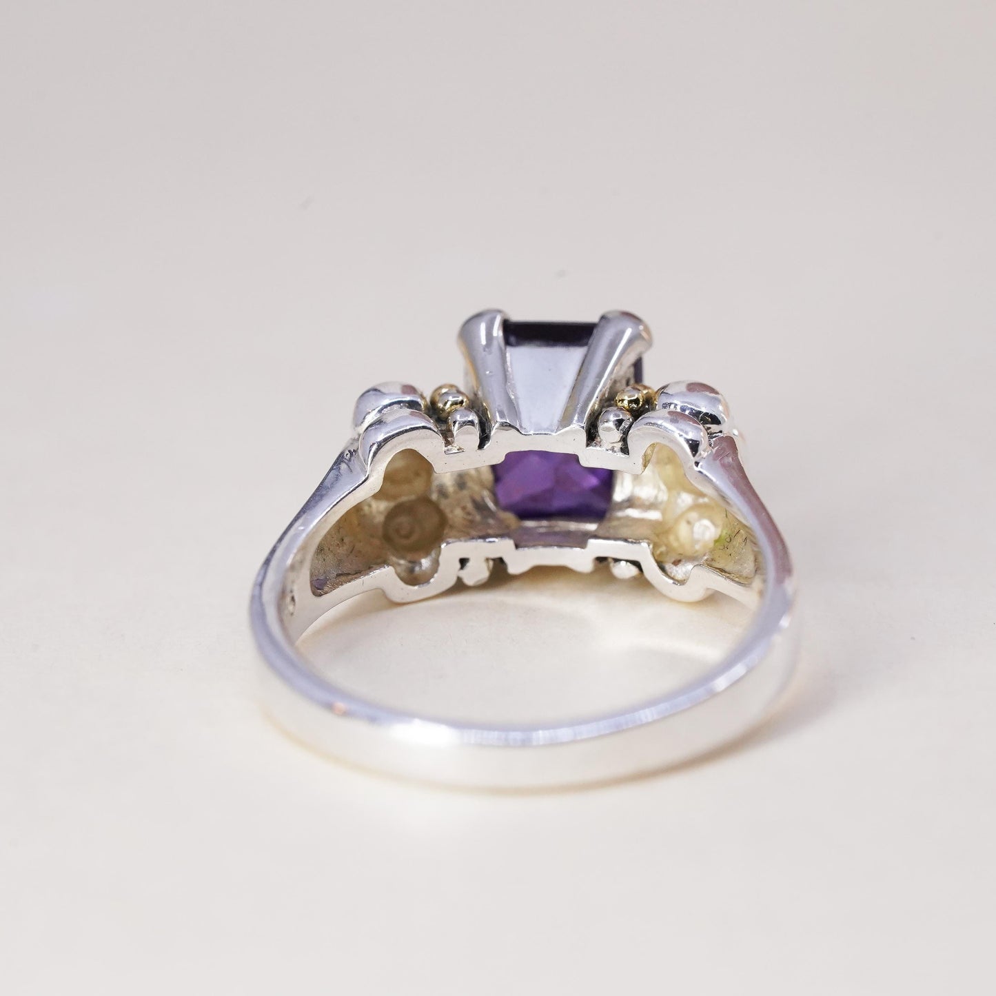 Size 8, Vintage sterling 925 silver ring with amethyst 14K yellow gold beads