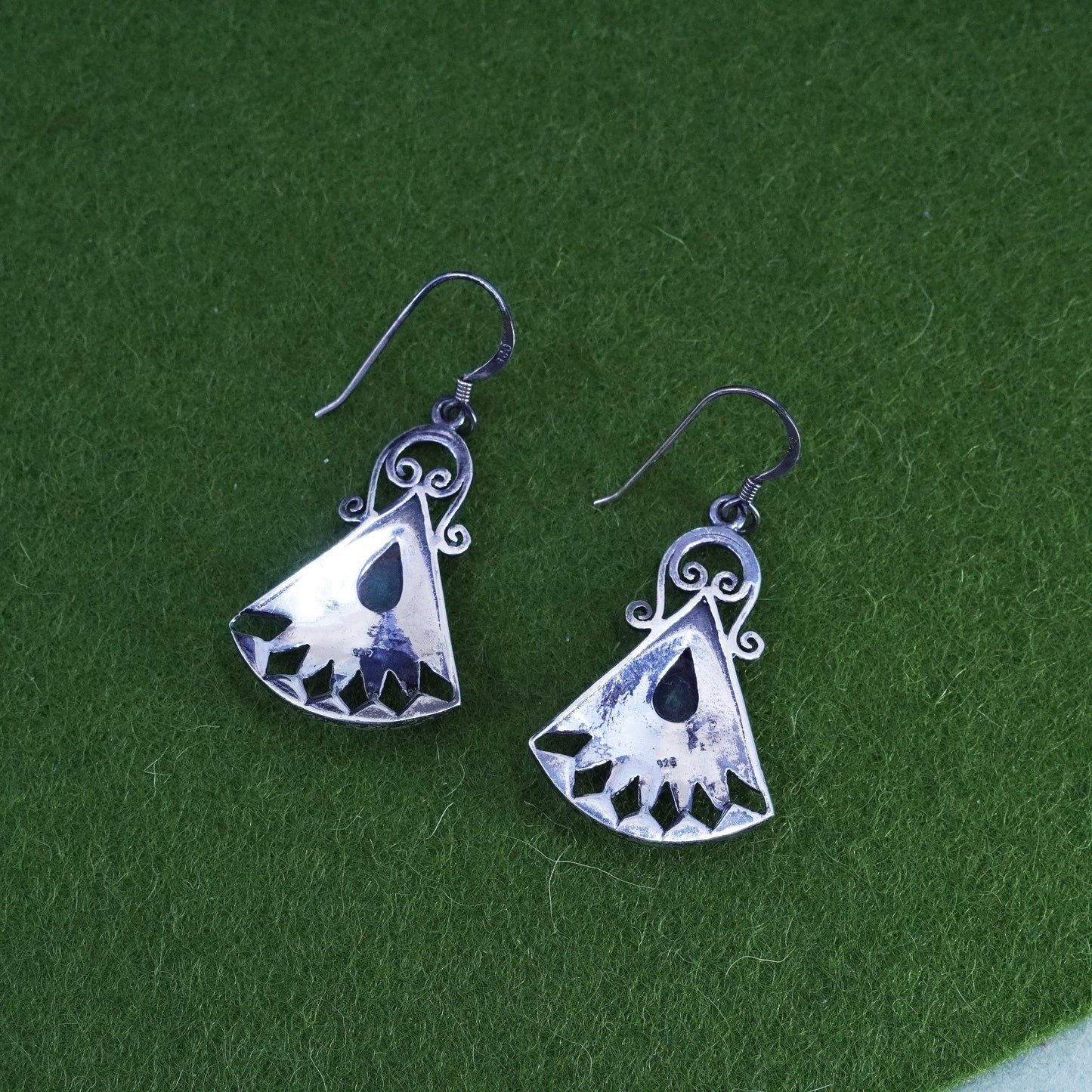Vintage sterling 925 silver handmade teardrop earrings with malachite and beads