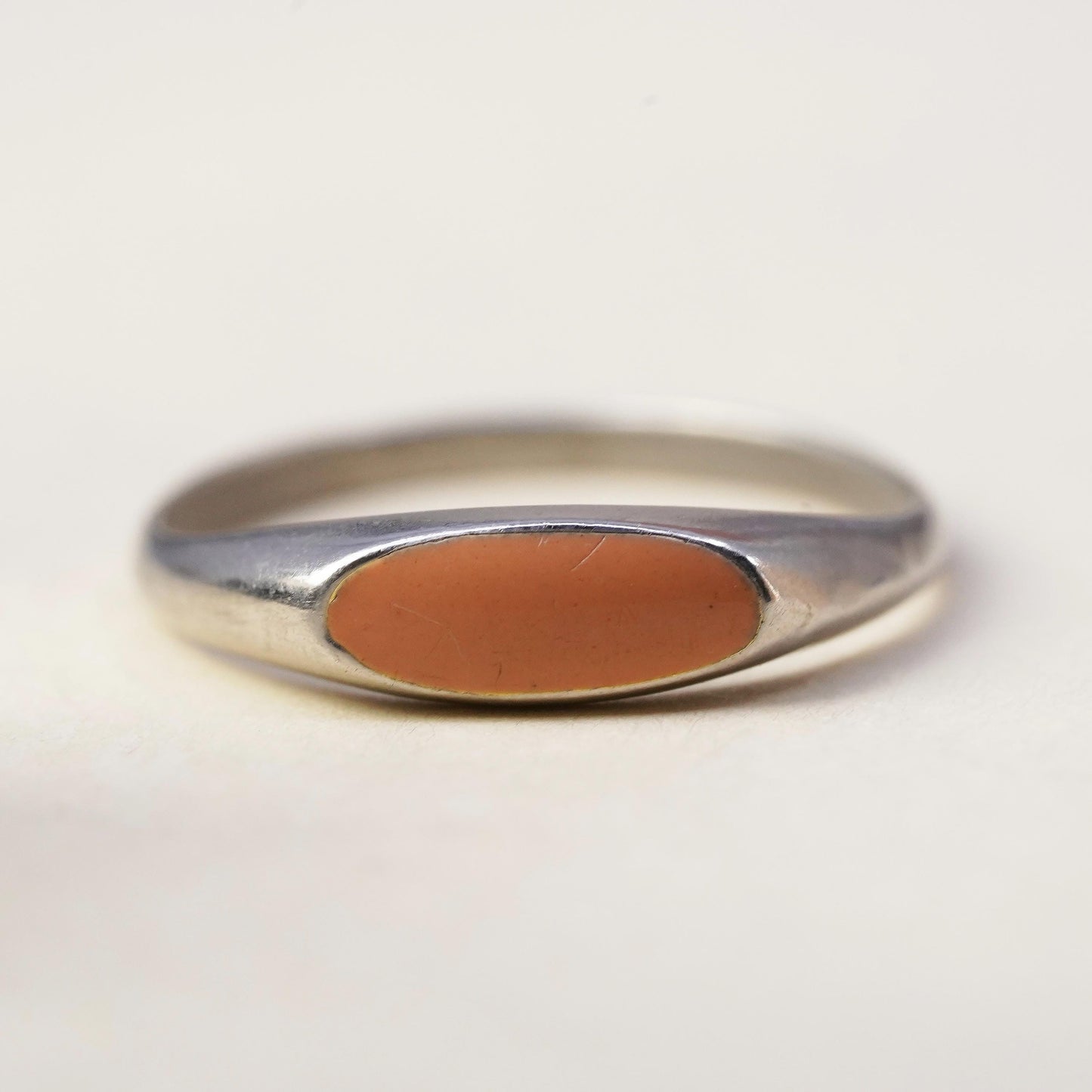 Size 4, Vintage sterling 925 silver handmade band ring with pink enamel