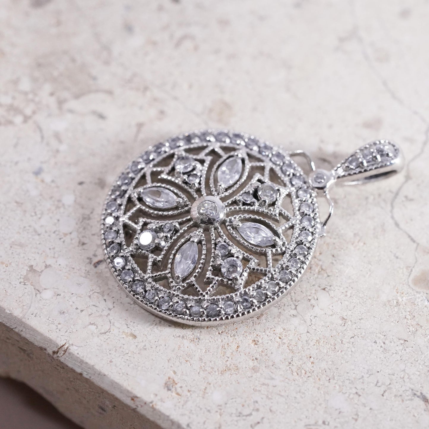 Vintage Sterling 925 silver circle pendant with cluster cz