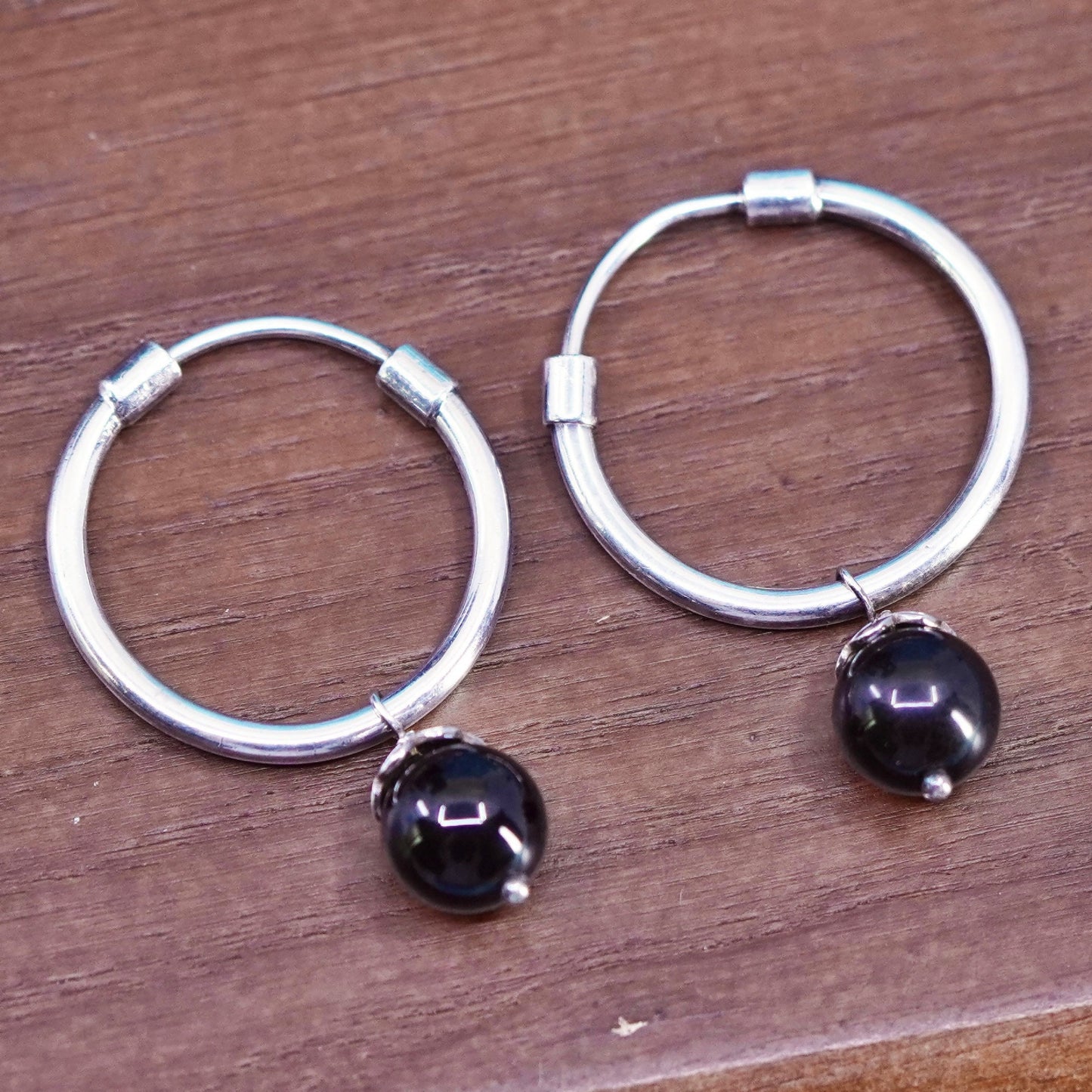 0.75”, vtg Sterling silver handmade earrings, 925 hoops, huggie with onyx bead