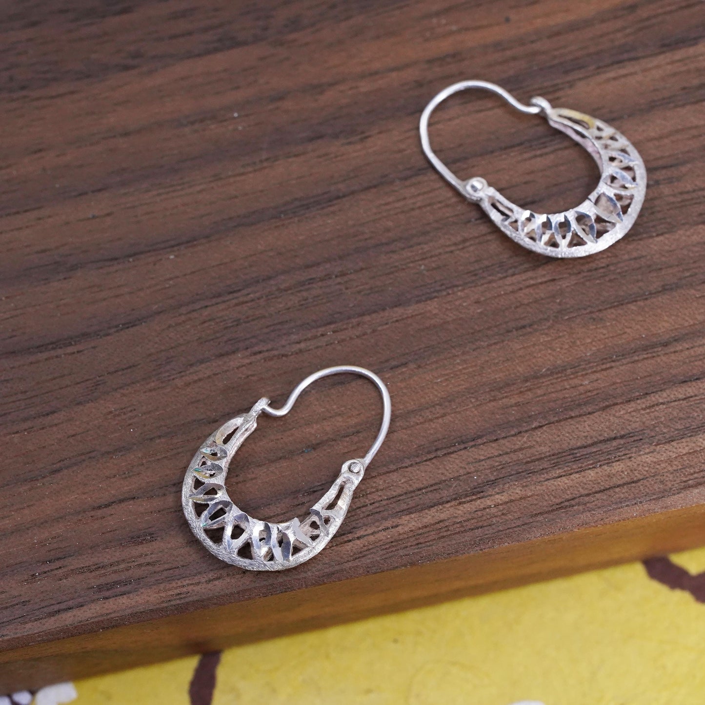 1”, vintage Sterling silver filigree hoop earrings, 925 handmade huggie