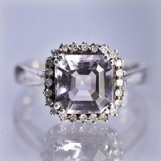 Size 6, VTG Sterling 925 silver ring w/ square emerald cut amethyst cluster cz