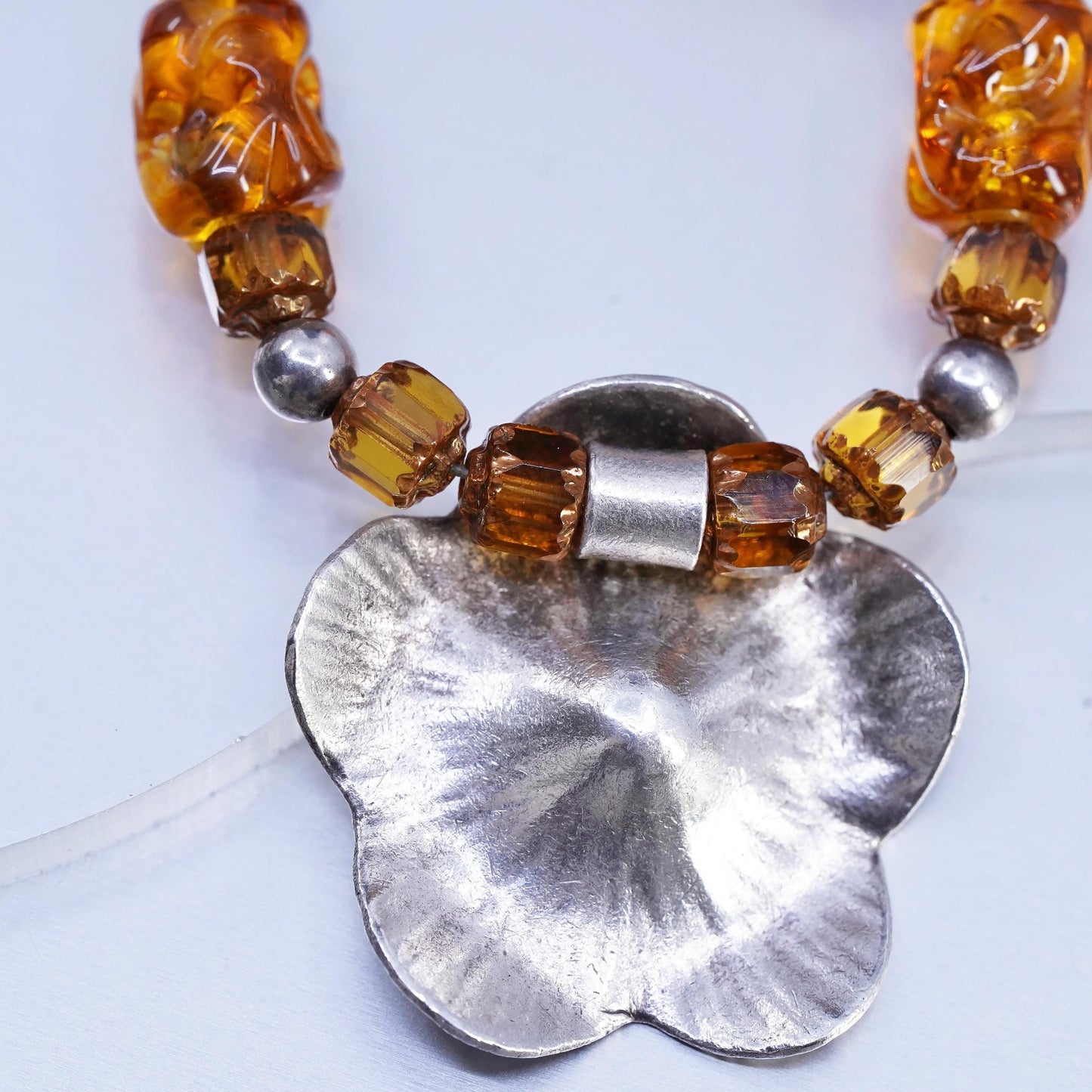 17", 925 Sterling 925 Silver Necklace with Amber beads and flower pendant