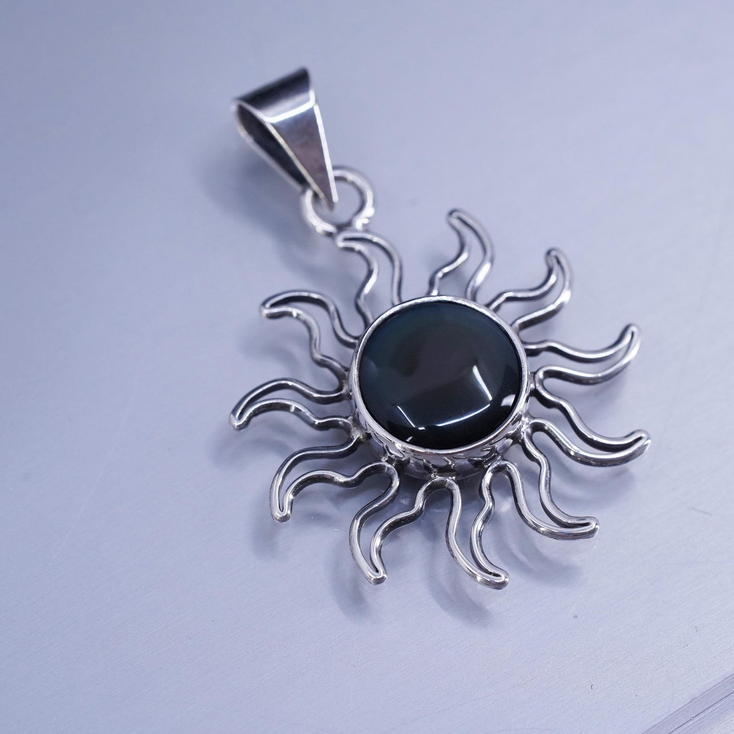 Mexican sterling 925 silver handmade sun flower pendant with circle onyx inlay