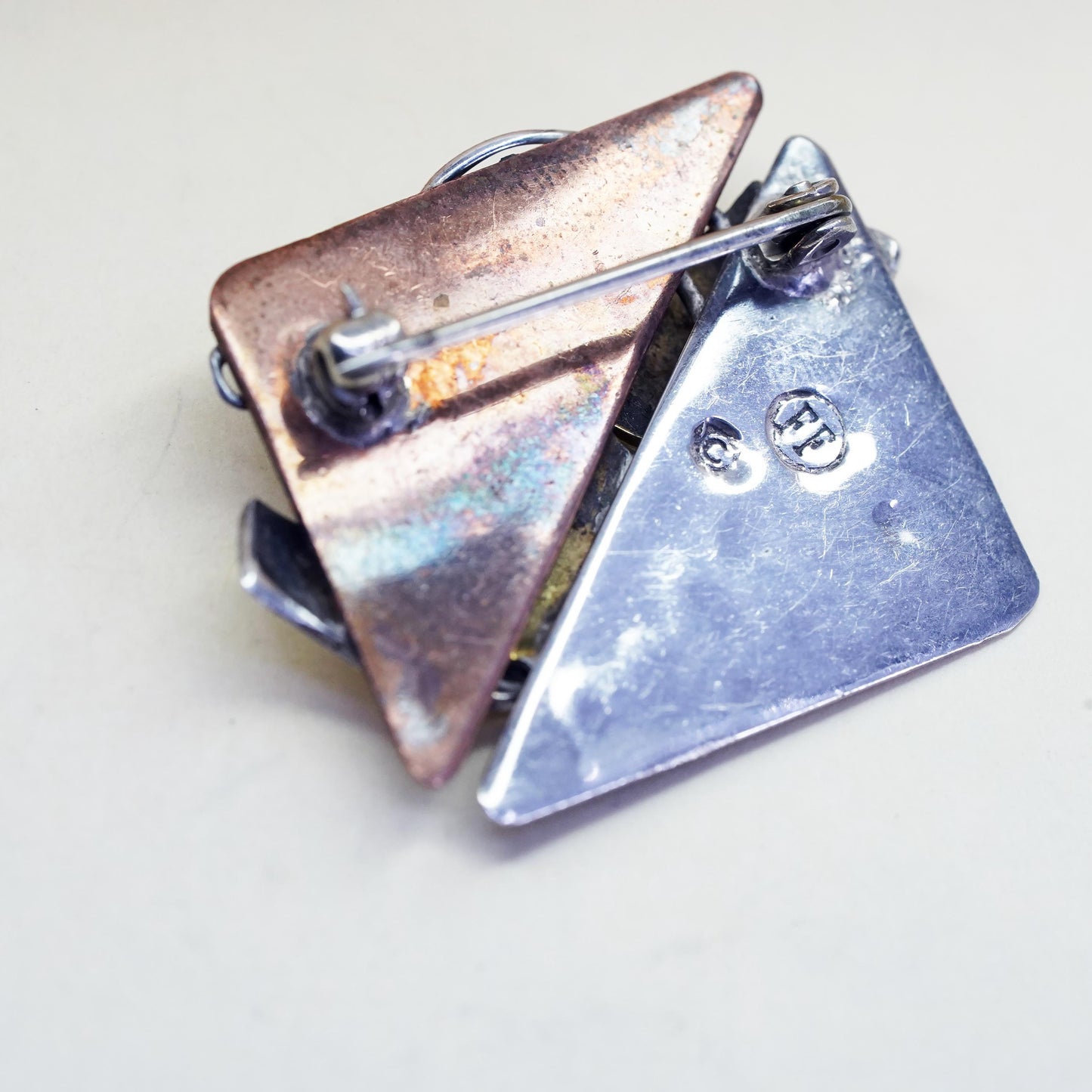 Vintage triple tone Sterling silver brooch, 925 friends bird hands pin brass