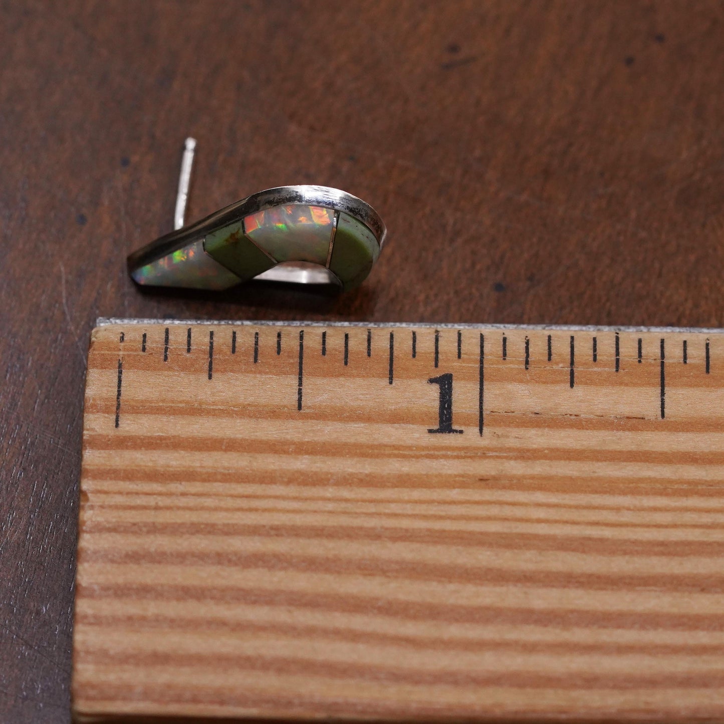 Native American Zuni single earring. Sterling 925 silver teardrop stud opal