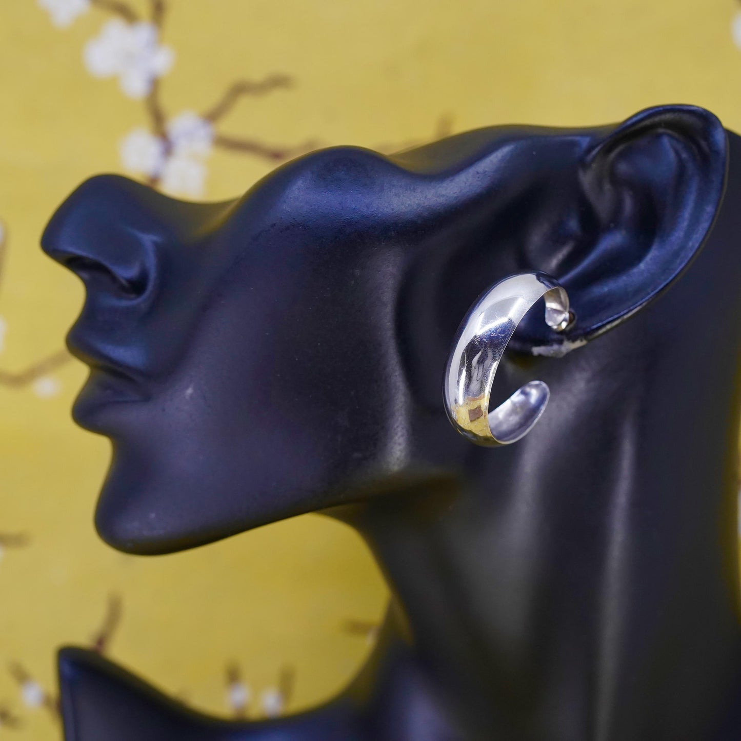 1.25", Vintage southwestern Sterling silver hoop earrings, 925 huggie studs