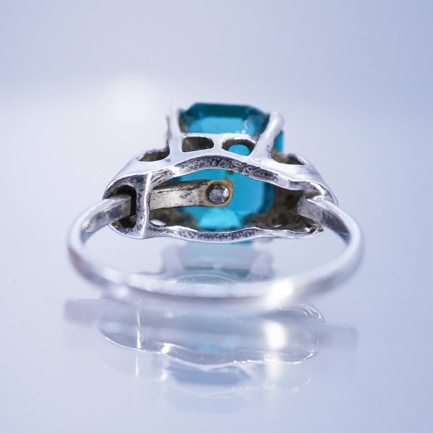 Size 6, vintage Sarah Coventry Sterling 925 silver handmade ring blue crystal