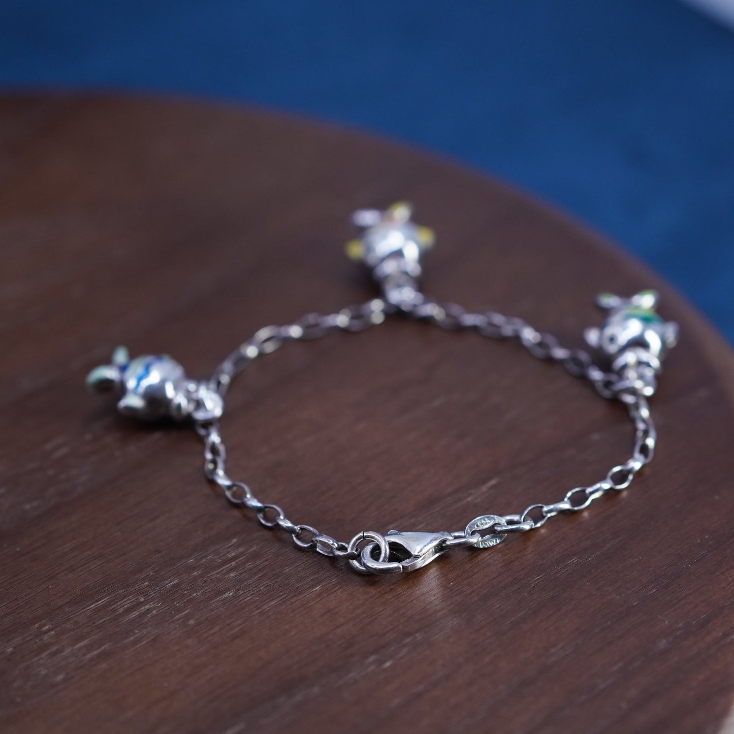 6.75”, Sterling silver bracelet, Mexico 925 oval link chain puffy fish charms