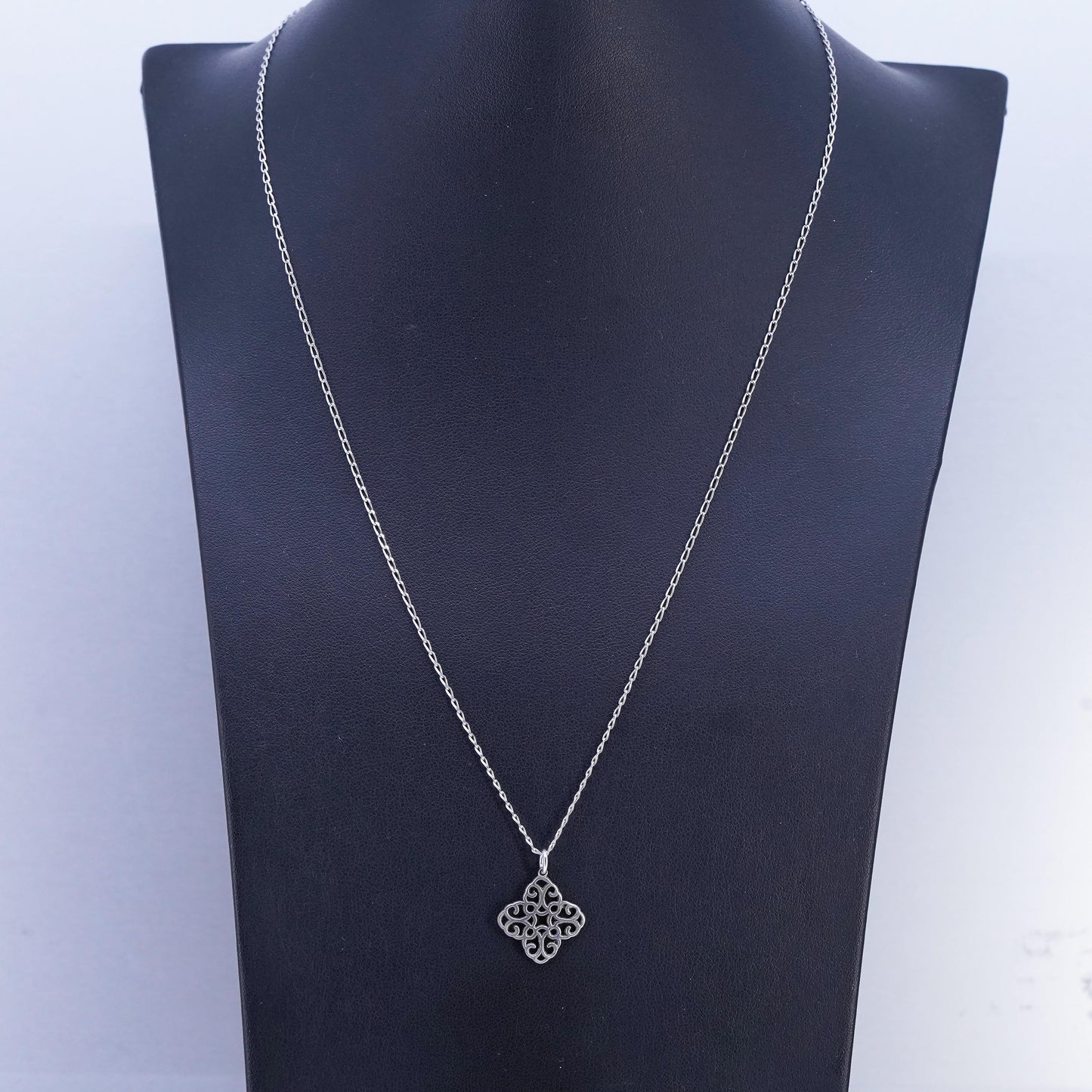 18+2", vintage Jewelry, Sterling 925 silver oval necklace filigree pendant