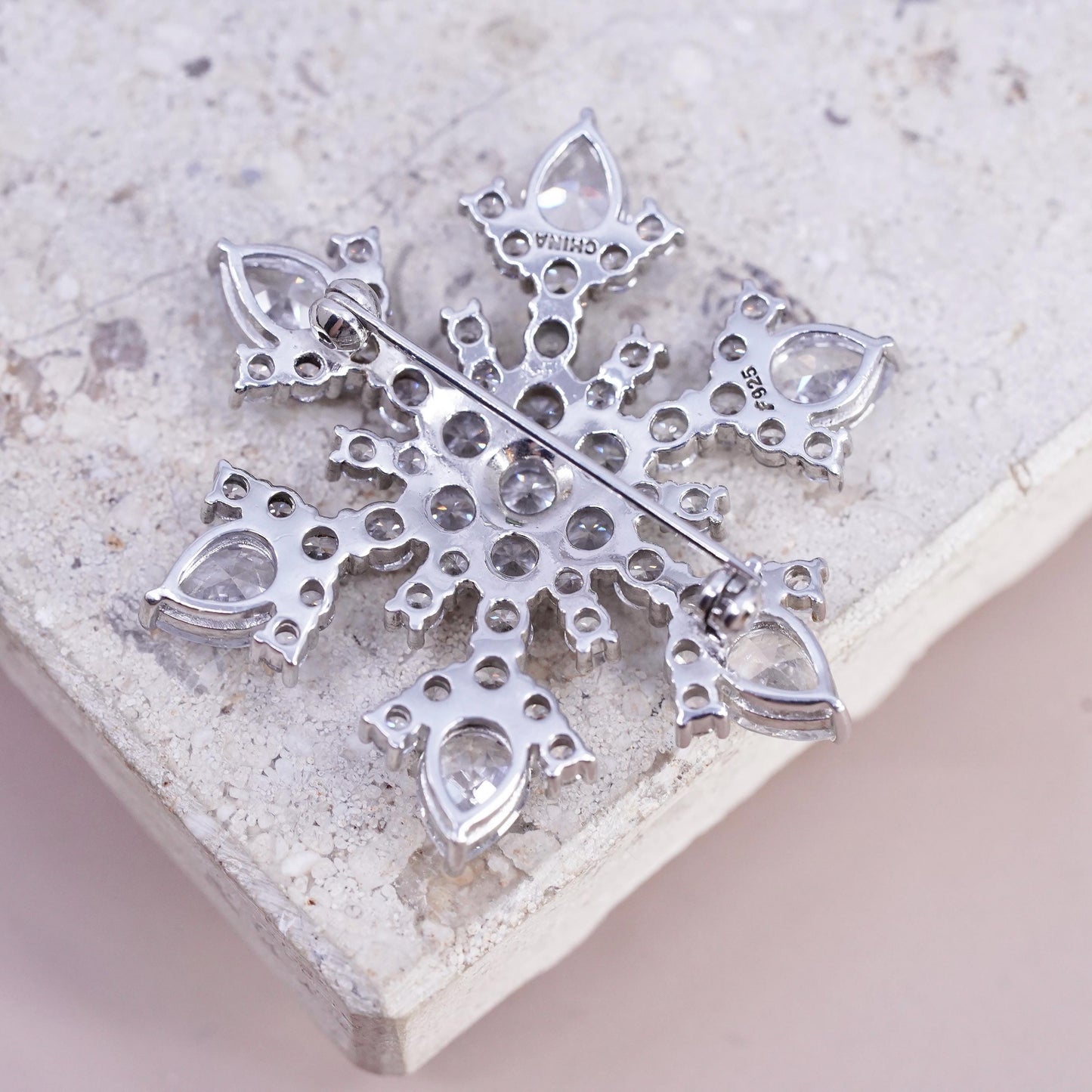 Vintage sterling silver handmade brooch, 925 filigree flower snowflake pin