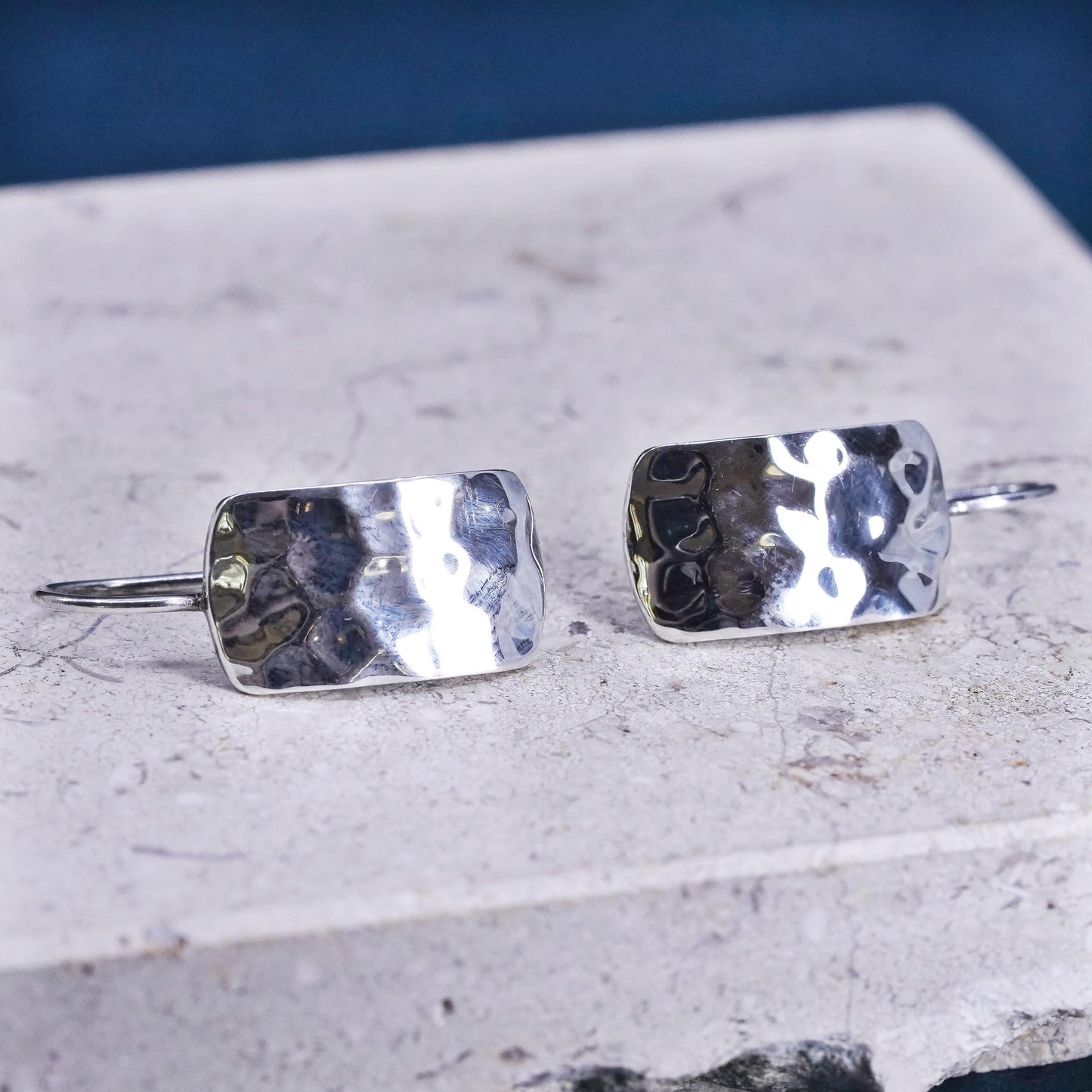 Vintage W0991 Retired Silpada Sterling 925 Silver Hammered rectangular Earrings
